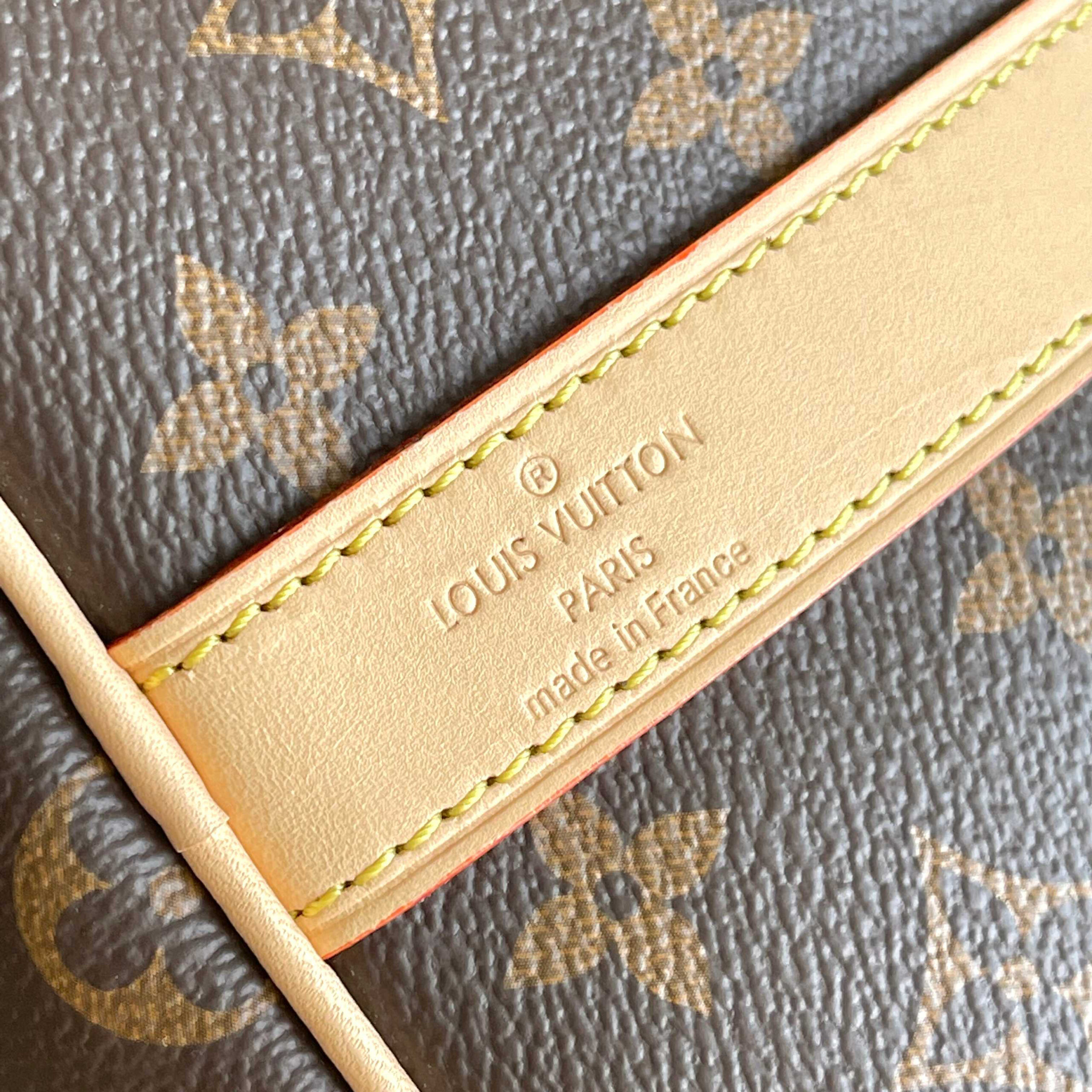Louis Vuitton Keepall Bandouliere 55 Monogram Eclipse Travel Bag - Image 8