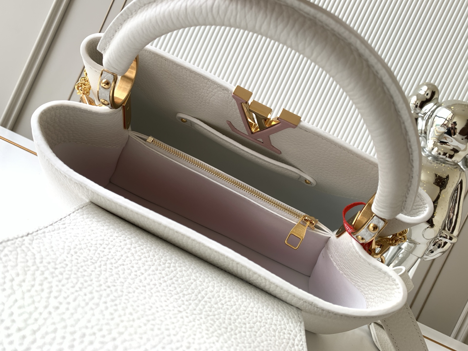 Louis Vuitton Capucines BB Trilogy Handbag - Image 8
