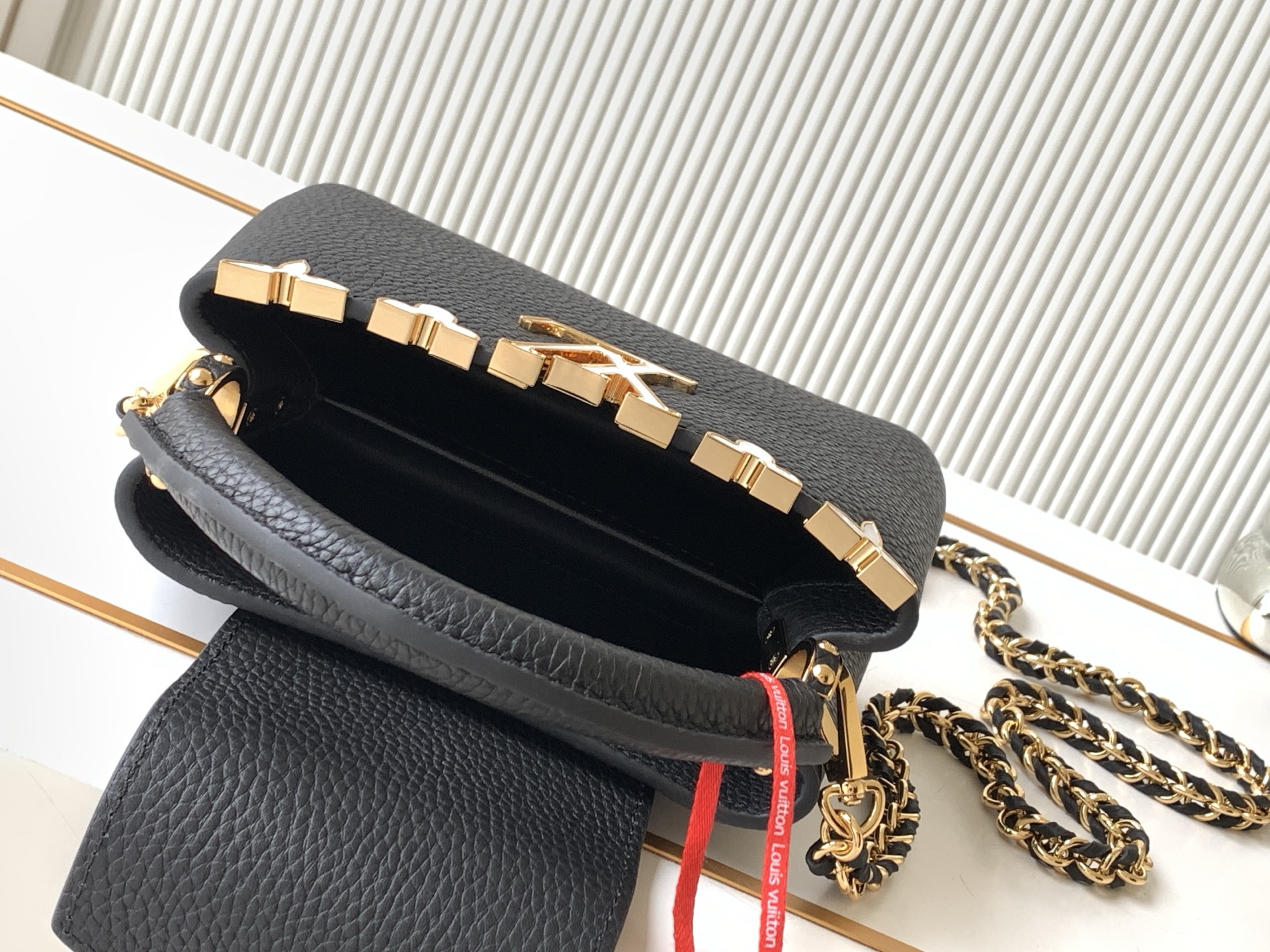 Louis Vuitton Capucines Flower Crown Handbag - Image 8