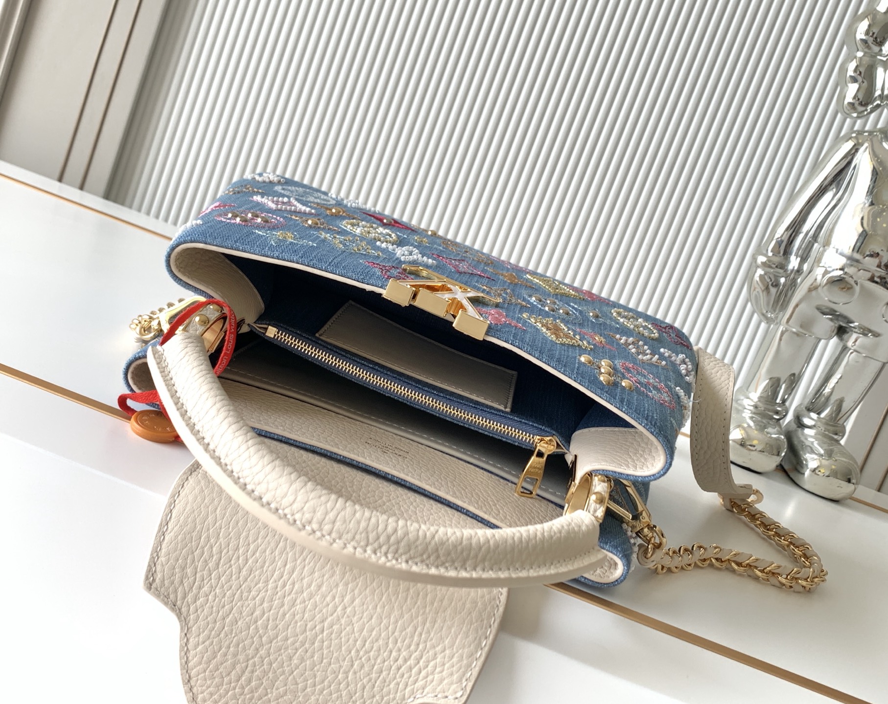 Louis Vuitton Capucines Small Milky White Denim Embroidered Handbag - Image 8