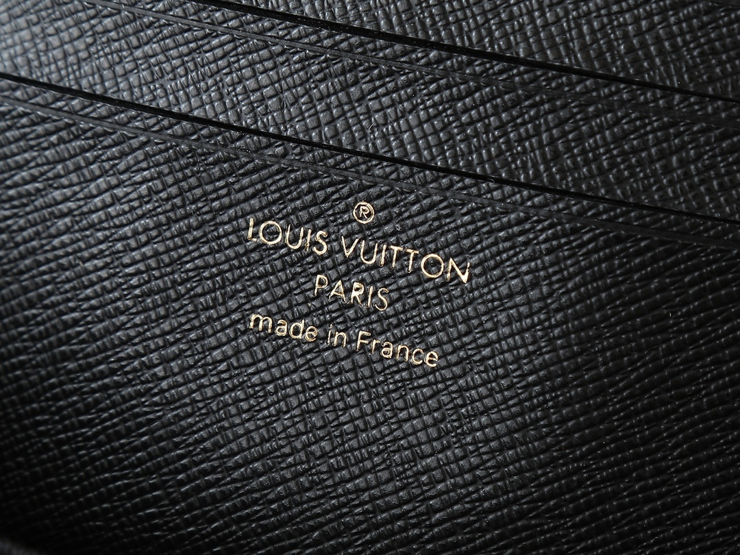 Louis Vuitton Wallet On Chain Ivy in Monogram Reverse Canvas - Image 8