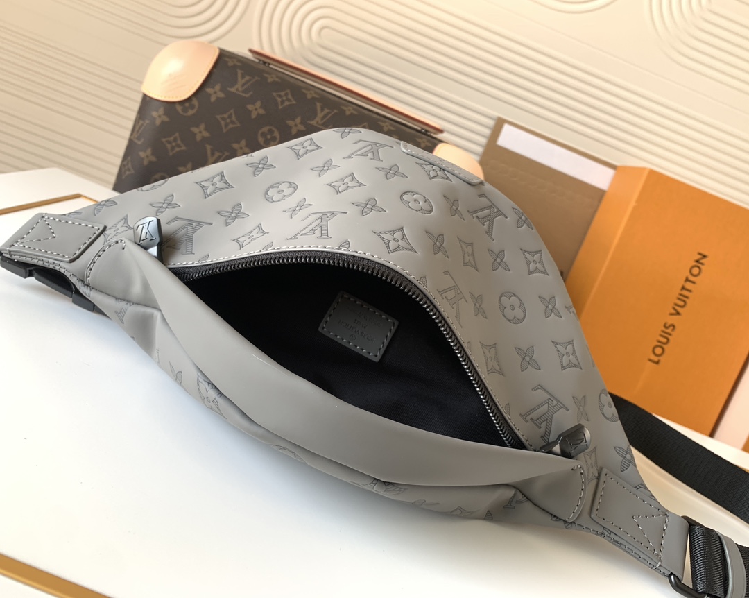 Discovery Belt Bag in Monogram Shadow Leather - Image 8