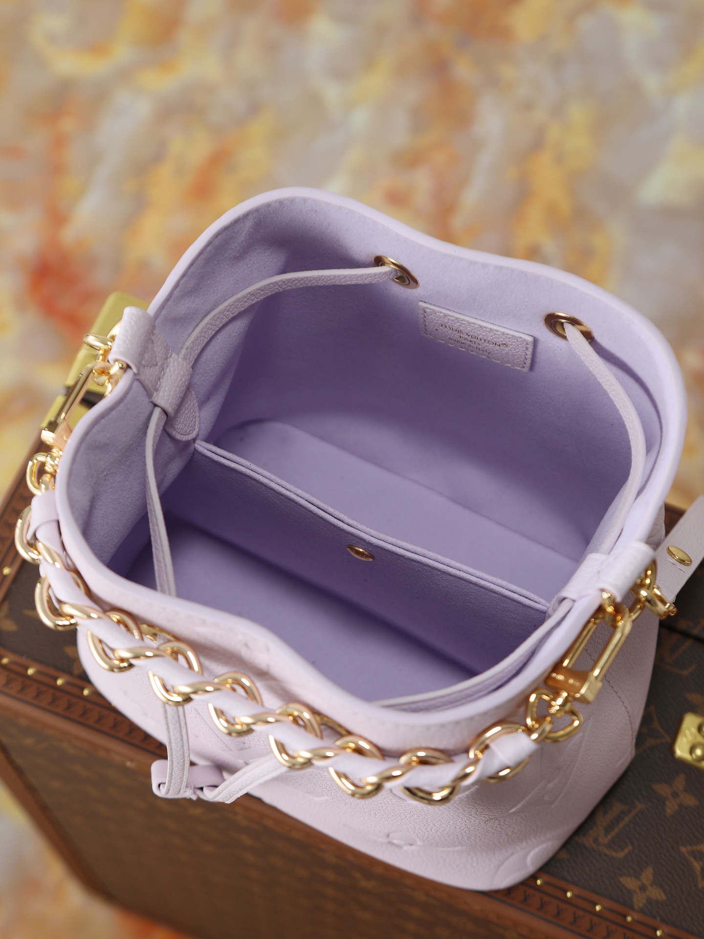 Louis Vuitton Néonoé BB Shoulder Bag in Dream Purple Monogram Empreinte Leather - Image 8