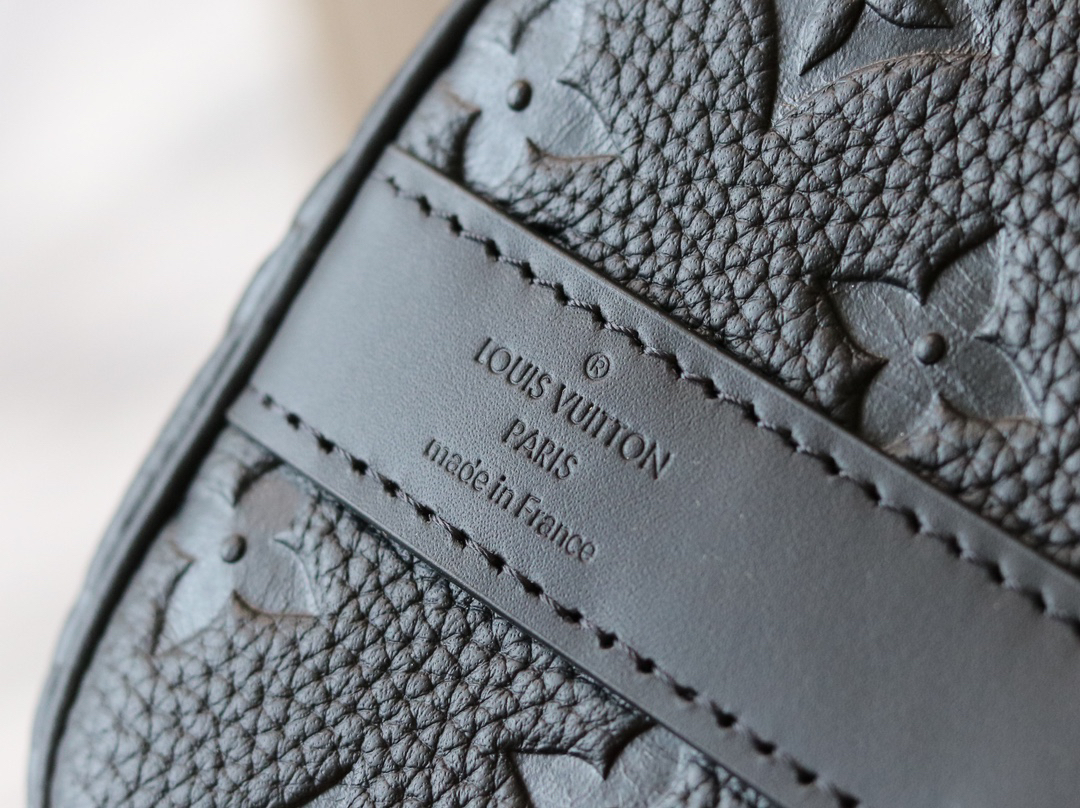 Louis Vuitton Keepall Mini Taurillon Monogram Leather Crossbody Bag - Image 8