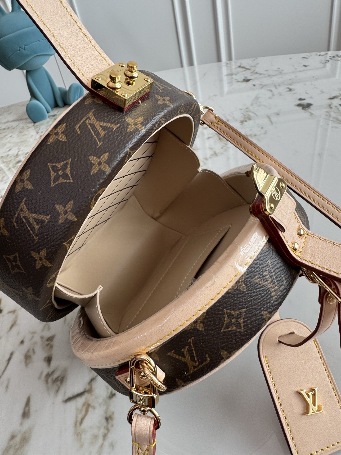 Louis Vuitton Petite Boite Chapeau Bag - Image 8