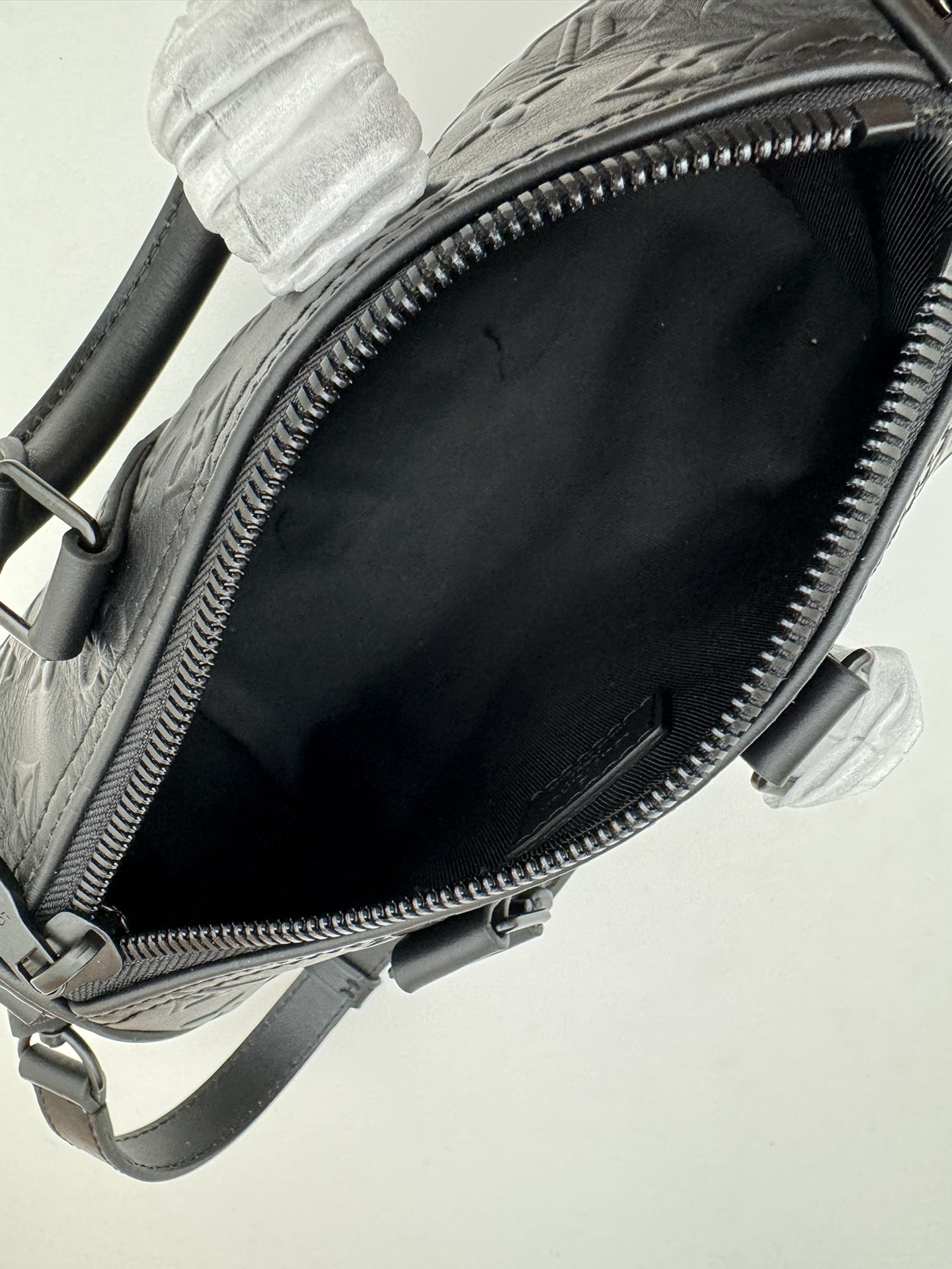 Louis Vuitton Keepall XS Bag M57961 - Image 8