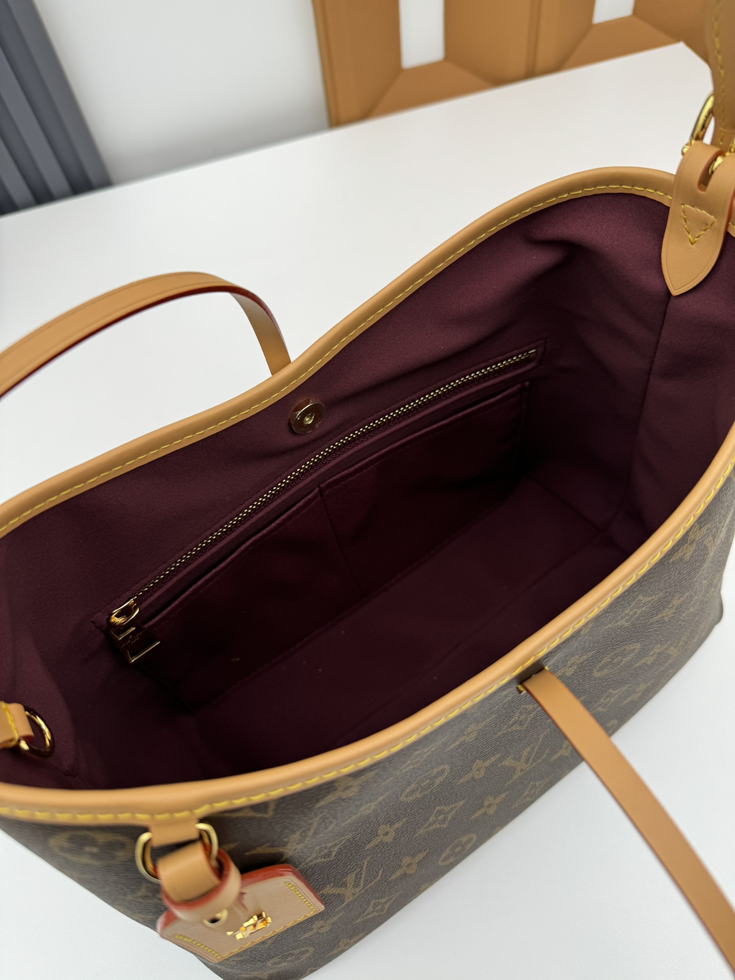 Louis Vuitton CarryAll Small Handbag M46203 in Monogram Canvas - Image 8