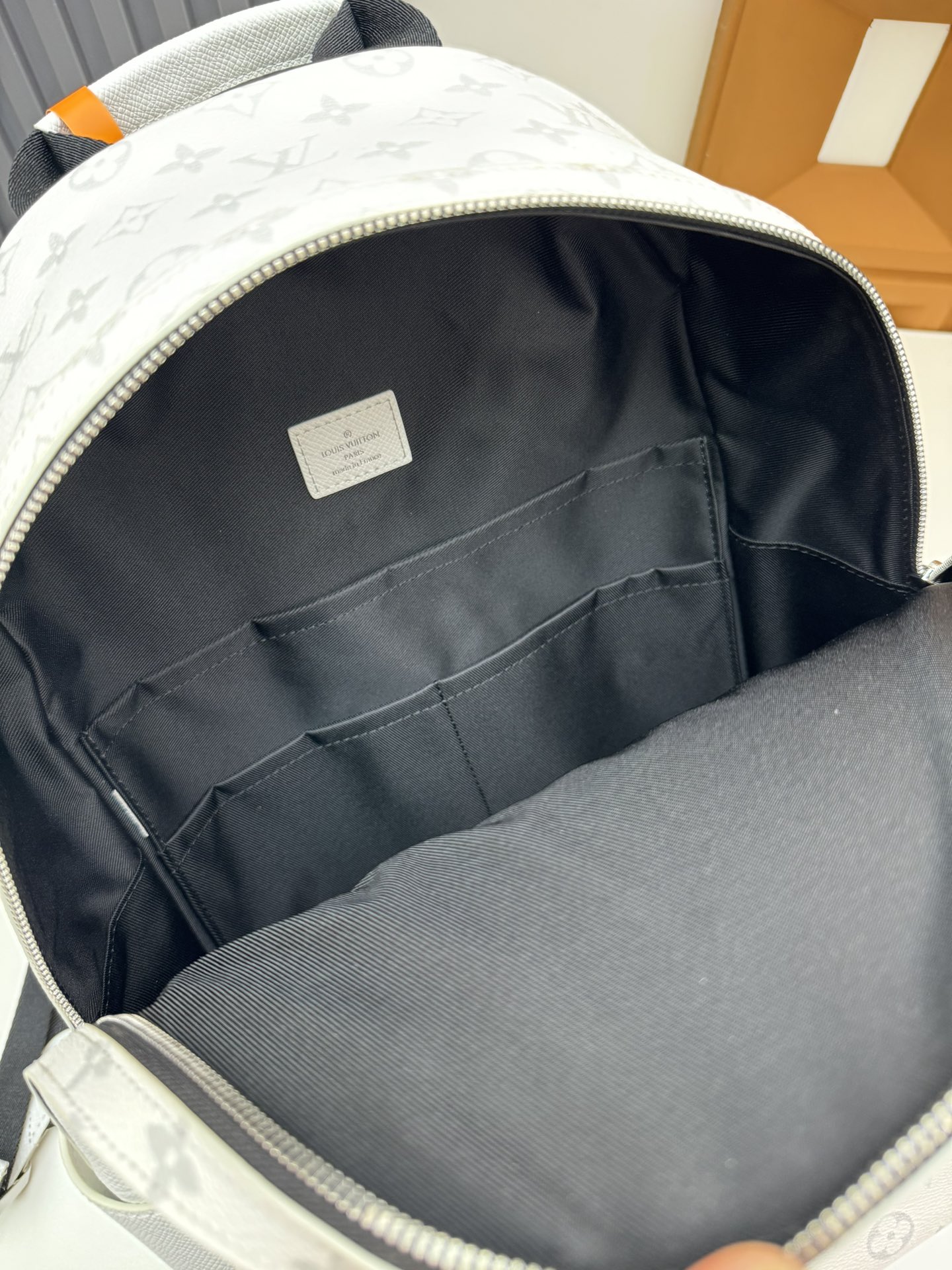 Louis Vuitton Discovery Backpack in Monogram Shadow Leather, M31061 - Image 8