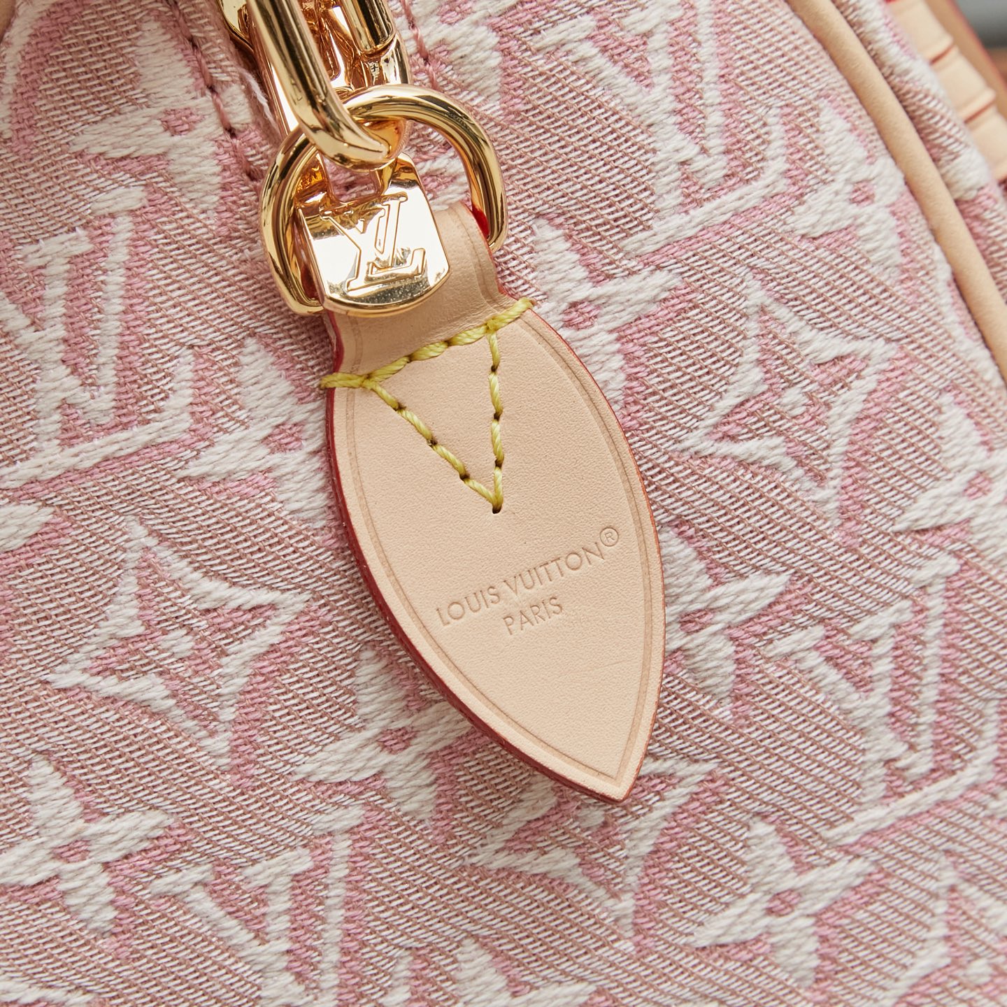 Louis Vuitton Speedy Bandoulière 20 Handbag - Pink Monogram Emblème - Image 8