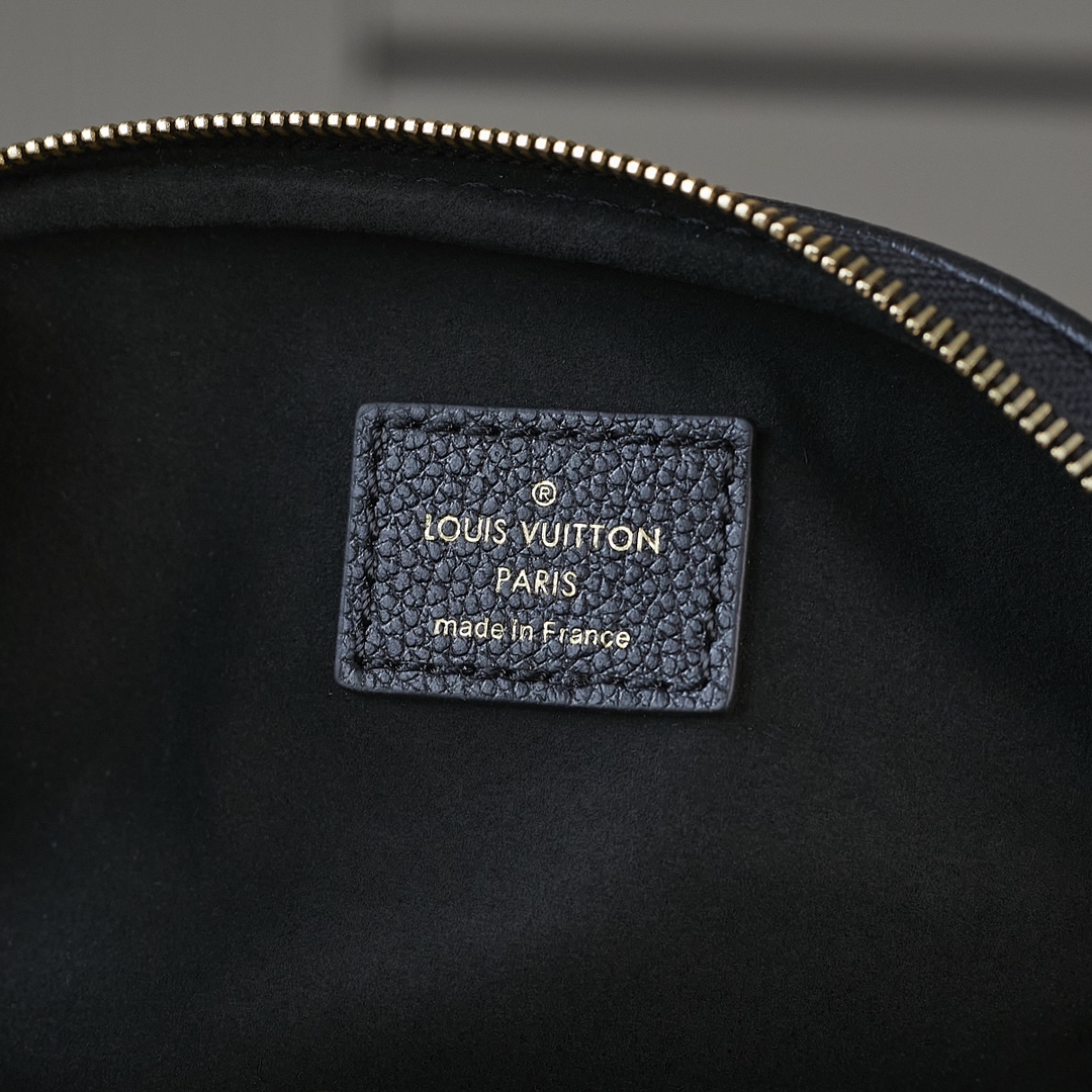 Louis Vuitton Mini Bumbag LV Gradient - Image 8