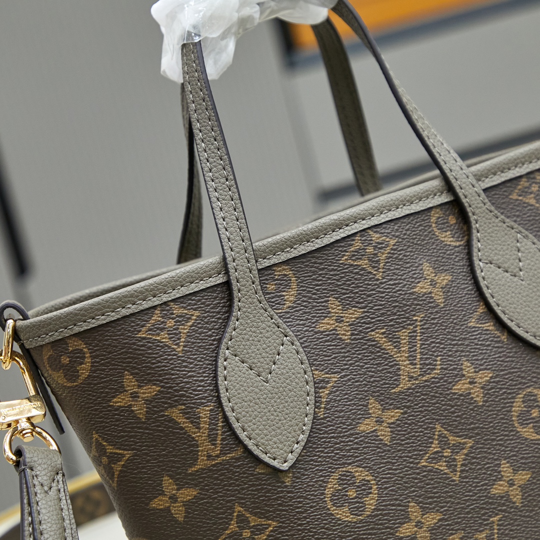 Louis Vuitton Neverfull Bandoulière Inside Out BB Handbag - Image 8