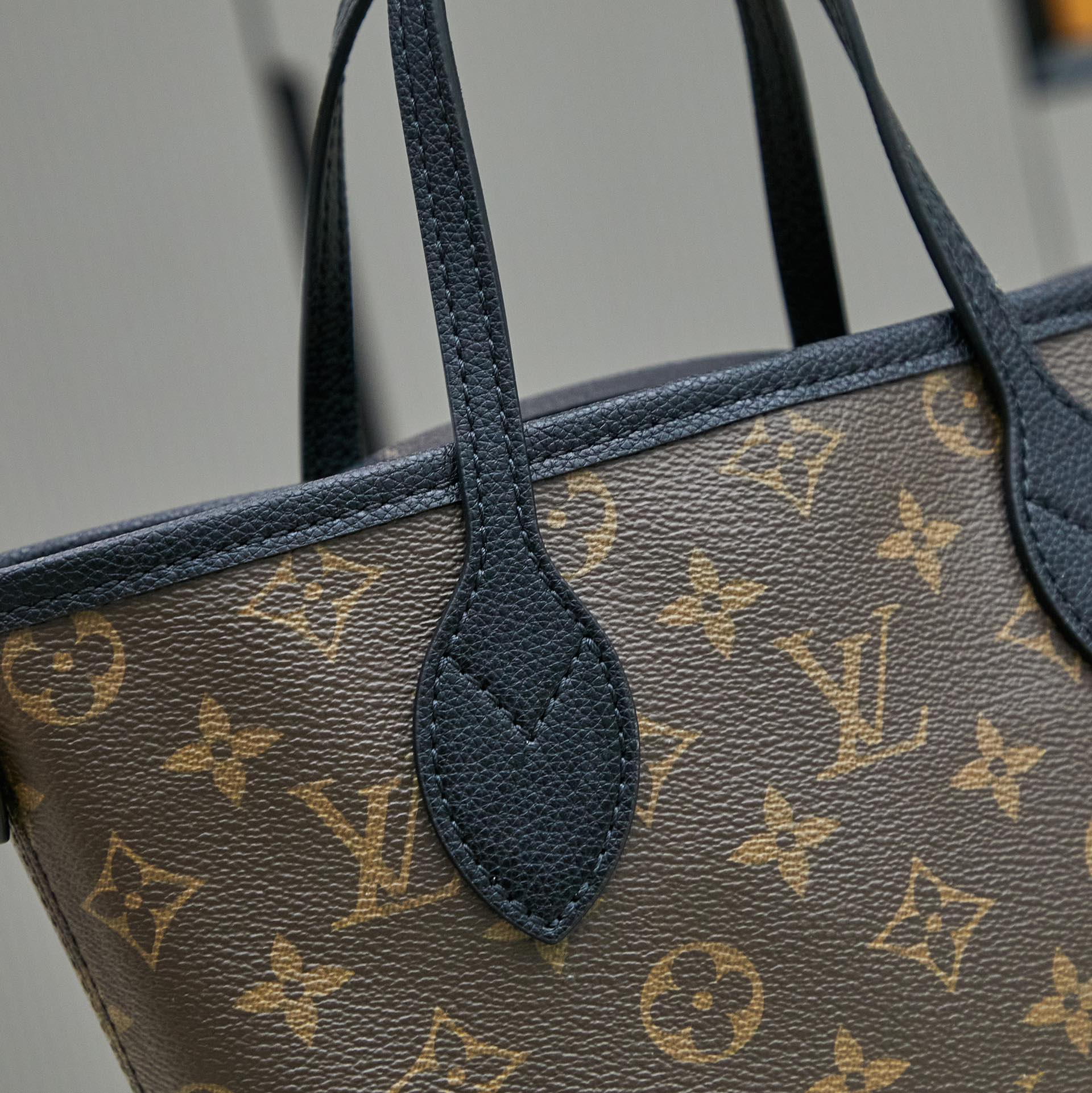 Louis Vuitton Neverfull Bandoulière Inside Out BB Handbag - Image 8