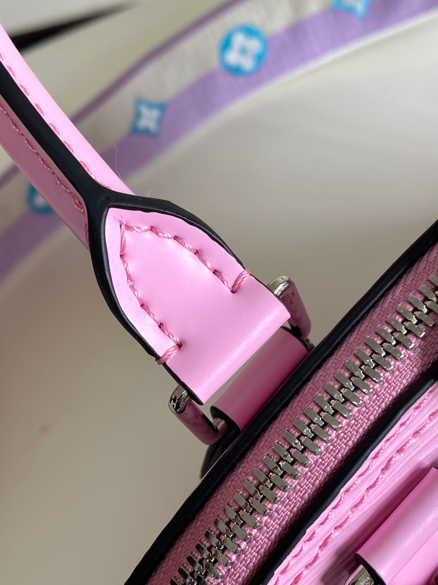Louis Vuitton Alma BB Handbag in Epi Leather - Image 8