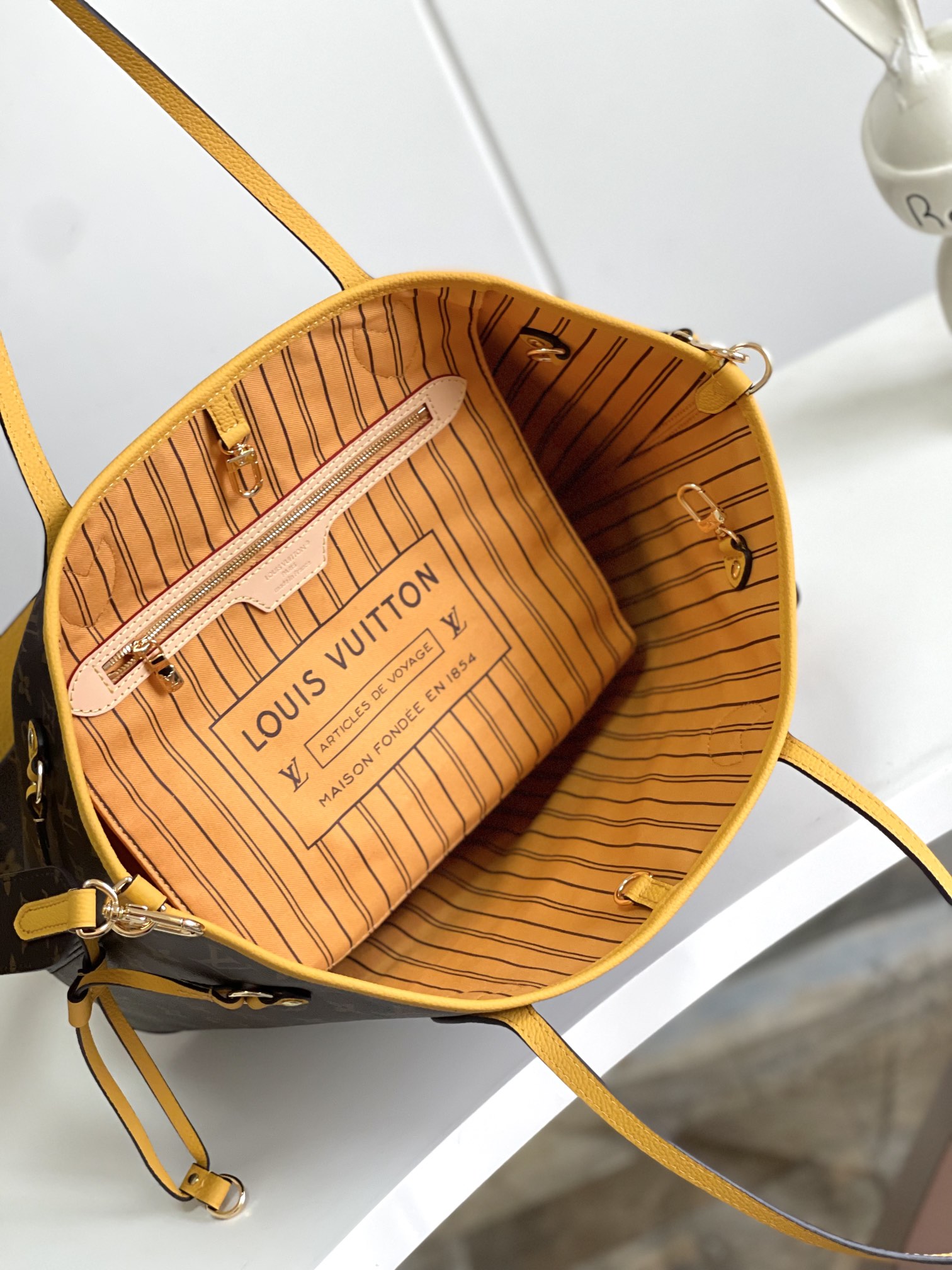 Louis Vuitton Neverfull MM Tote Bag in Damier Azur Canvas - Image 8