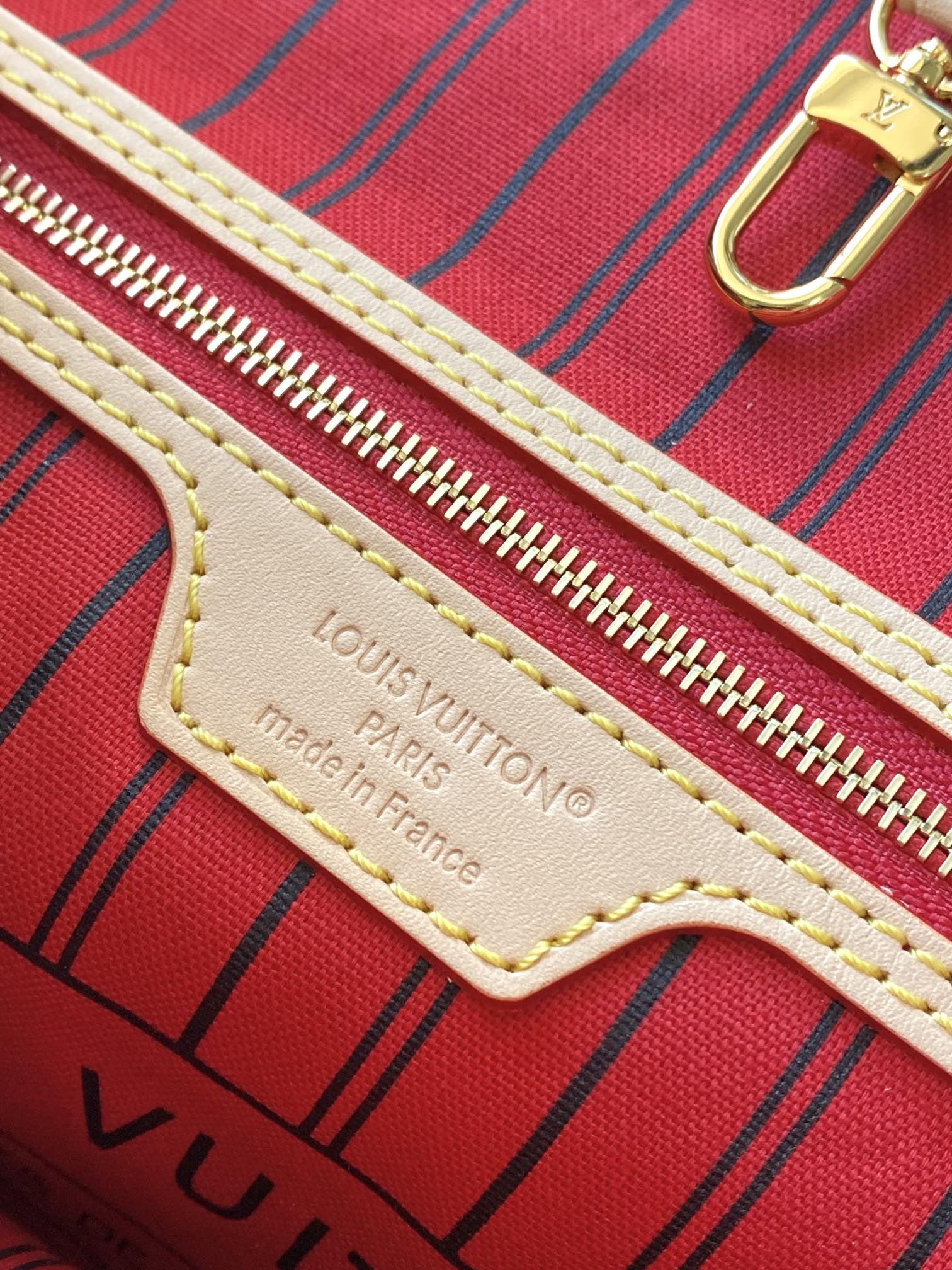 Louis Vuitton Neverfull MM Tote Bag in Damier Azur Canvas - Image 8