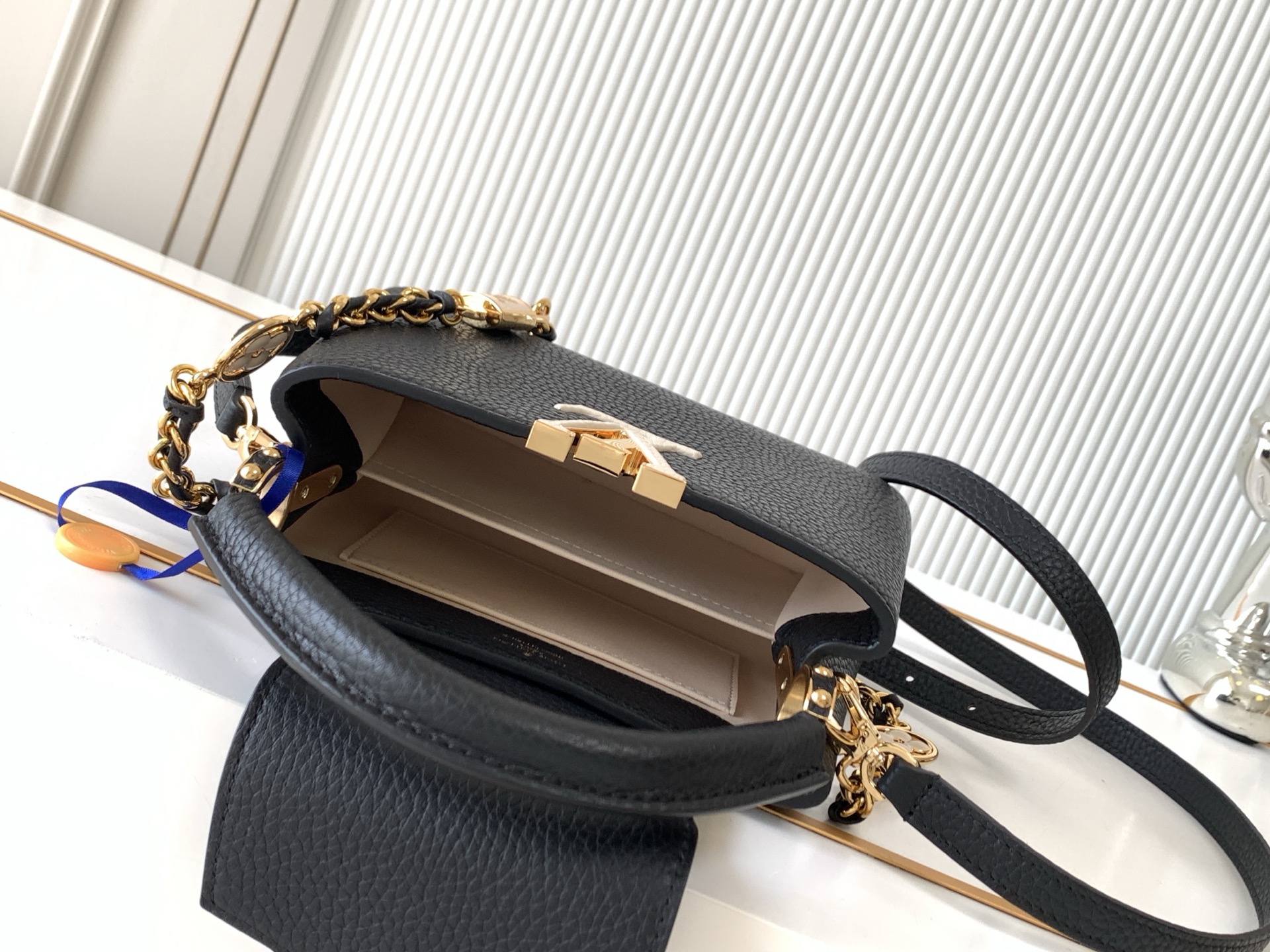 Louis Vuitton Capucines Mini Handbag in Black Taurillon Leather - Image 8