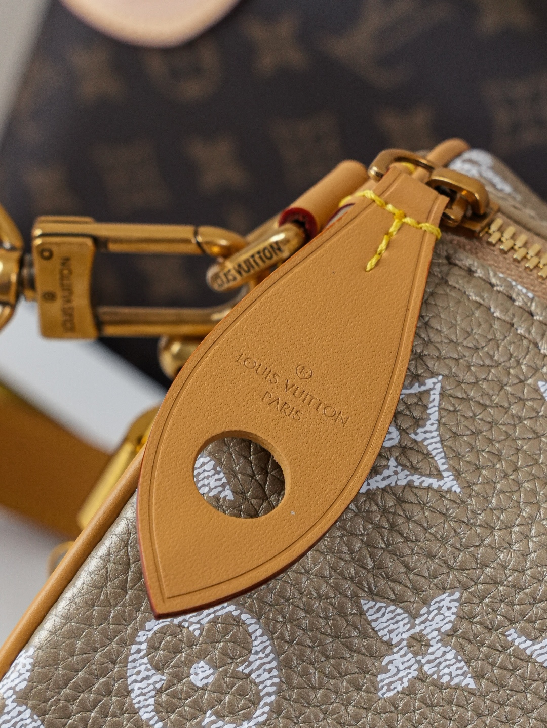 Louis Vuitton Speedy Bandoulière 30 Monogram Handbag - Image 8