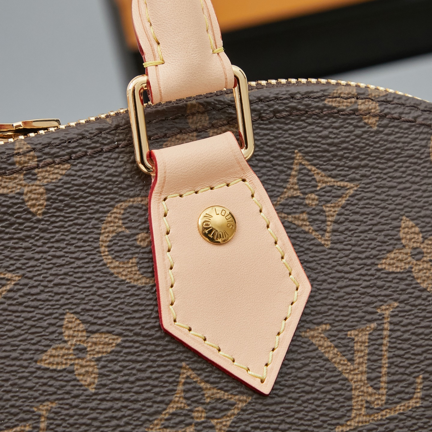 Louis Vuitton Alma Handbag M53151 in Monogram Canvas - Image 8