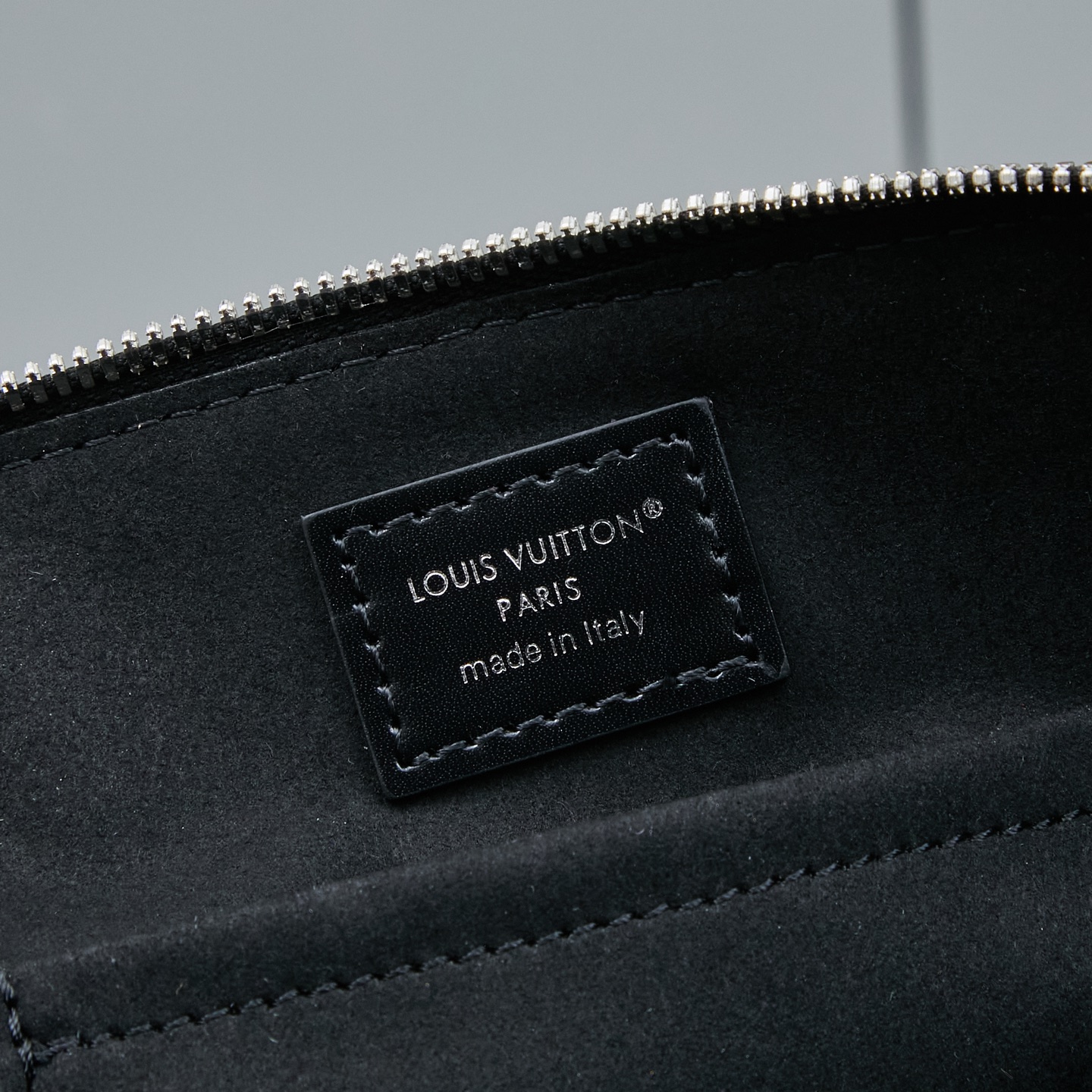 Louis Vuitton Alma BB M27812 Handbag - Image 8