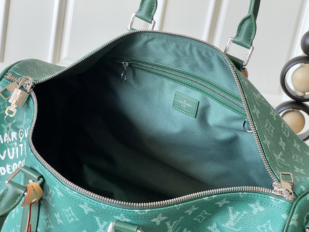 Louis Vuitton M12687 Green Floral Crossbody Bag - Image 8