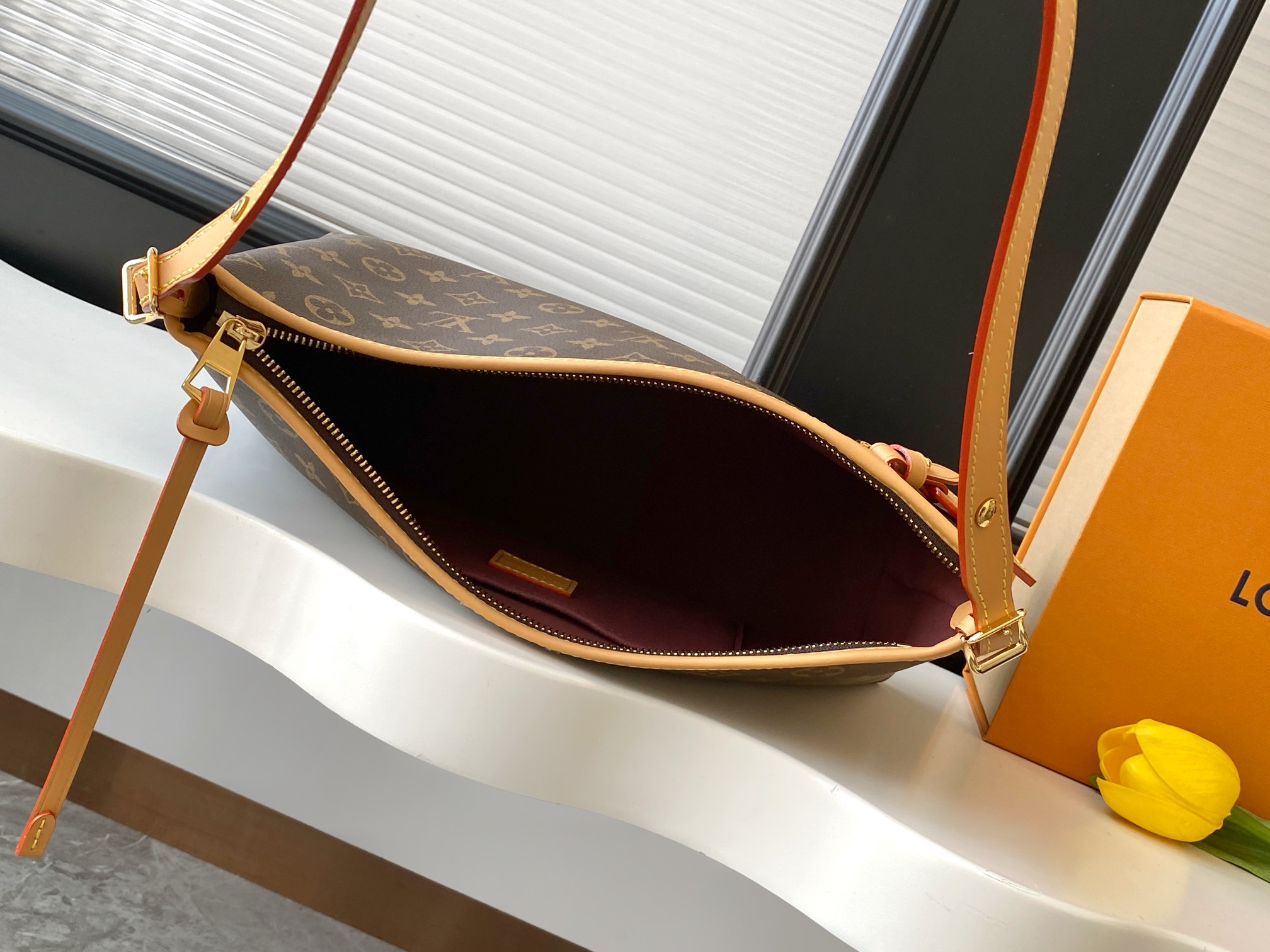 Louis Vuitton CarryAll EastWest Monogram Shoulder Bag M28101 - Image 8