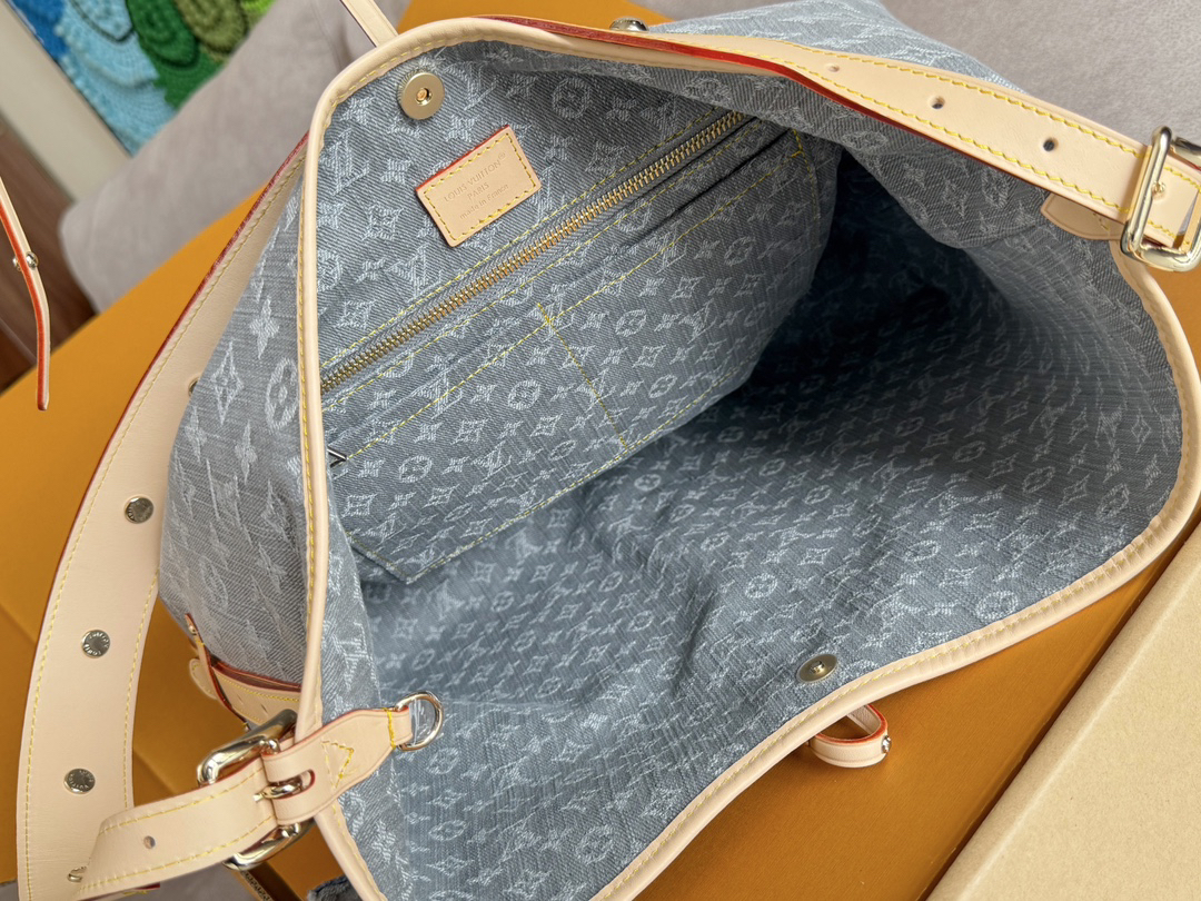 Louis Vuitton CarryAll Medium Denim Shoulder Bag - Image 8