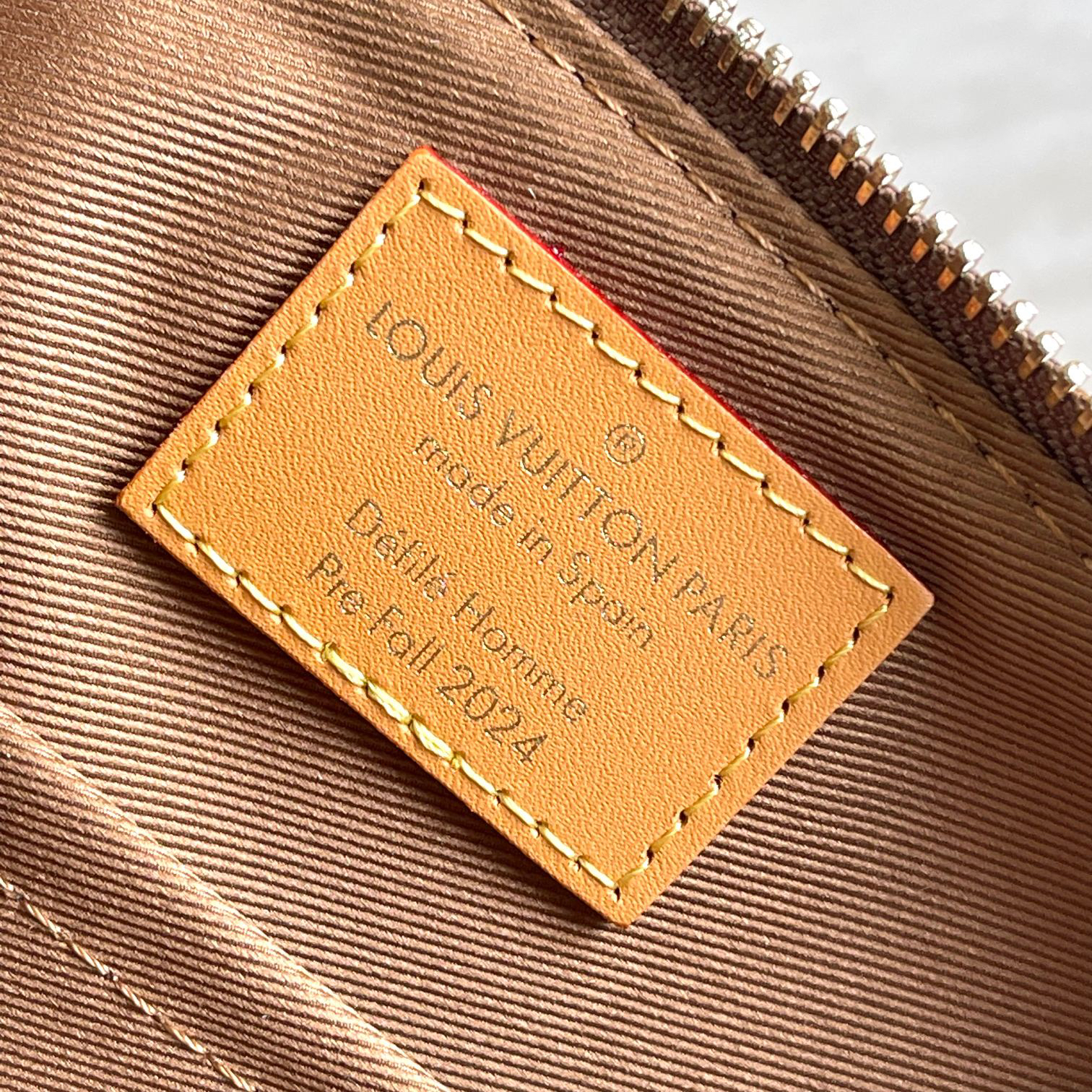 Louis Vuitton Pochette Accessoire XL Monogram Dust Crossbody Bag - Image 8