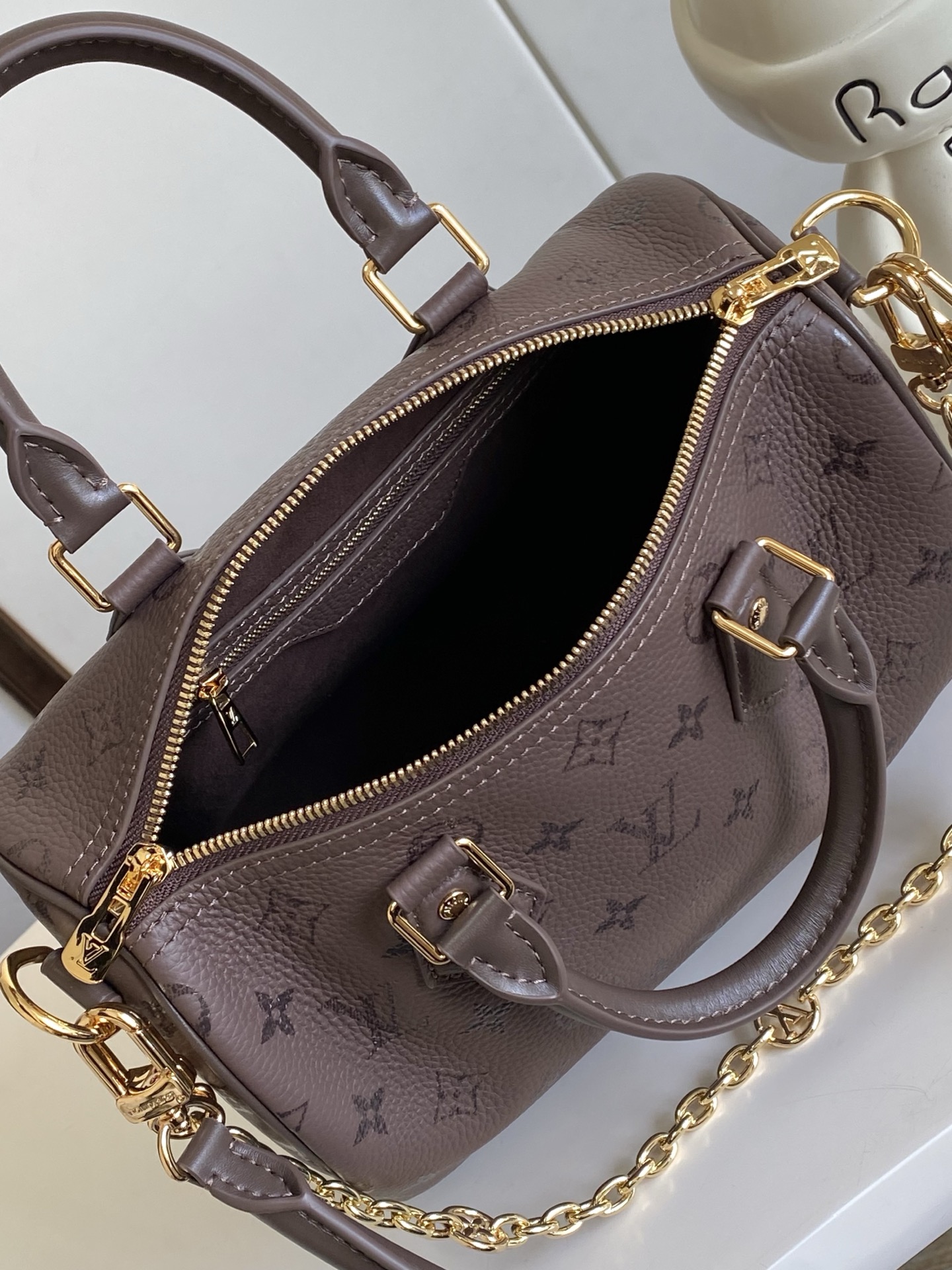 Louis Vuitton Speedy Bandouliere 25 Handbag - Image 8