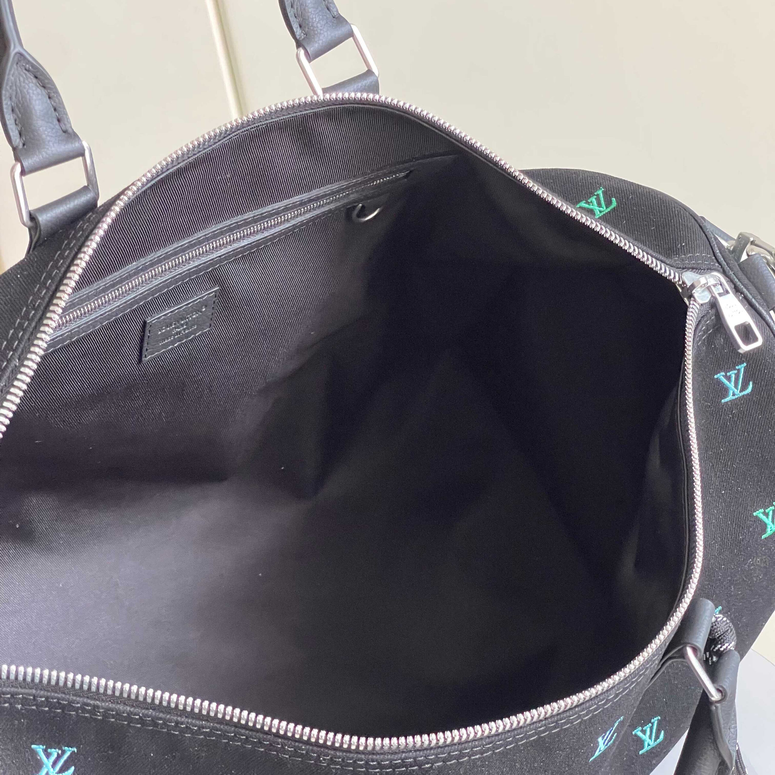 Louis Vuitton Keepall Bandoulière 50 Travel Bag in LV Blason Denim - Image 8