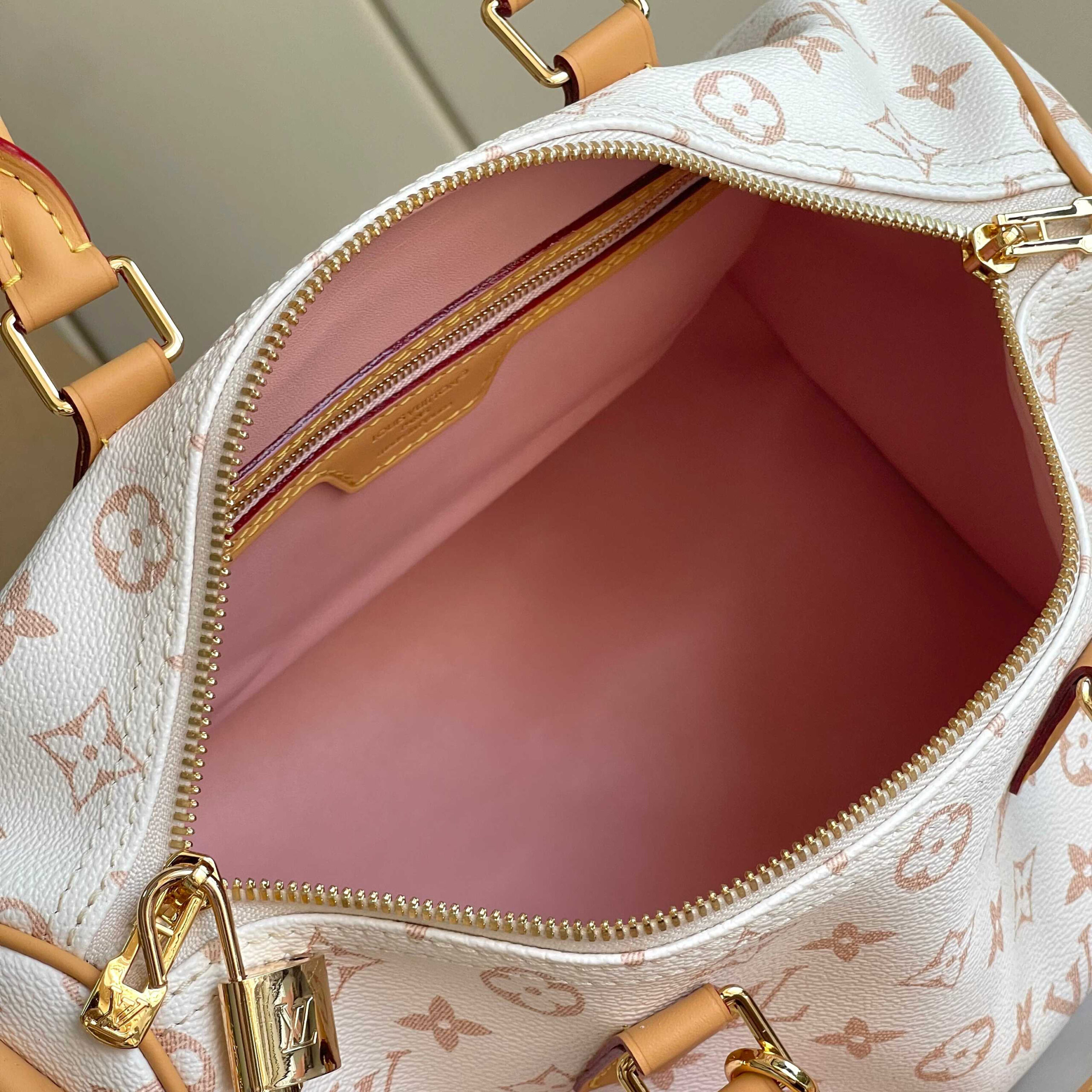 Speedy Soft 30 Lucky Handbag - Image 8