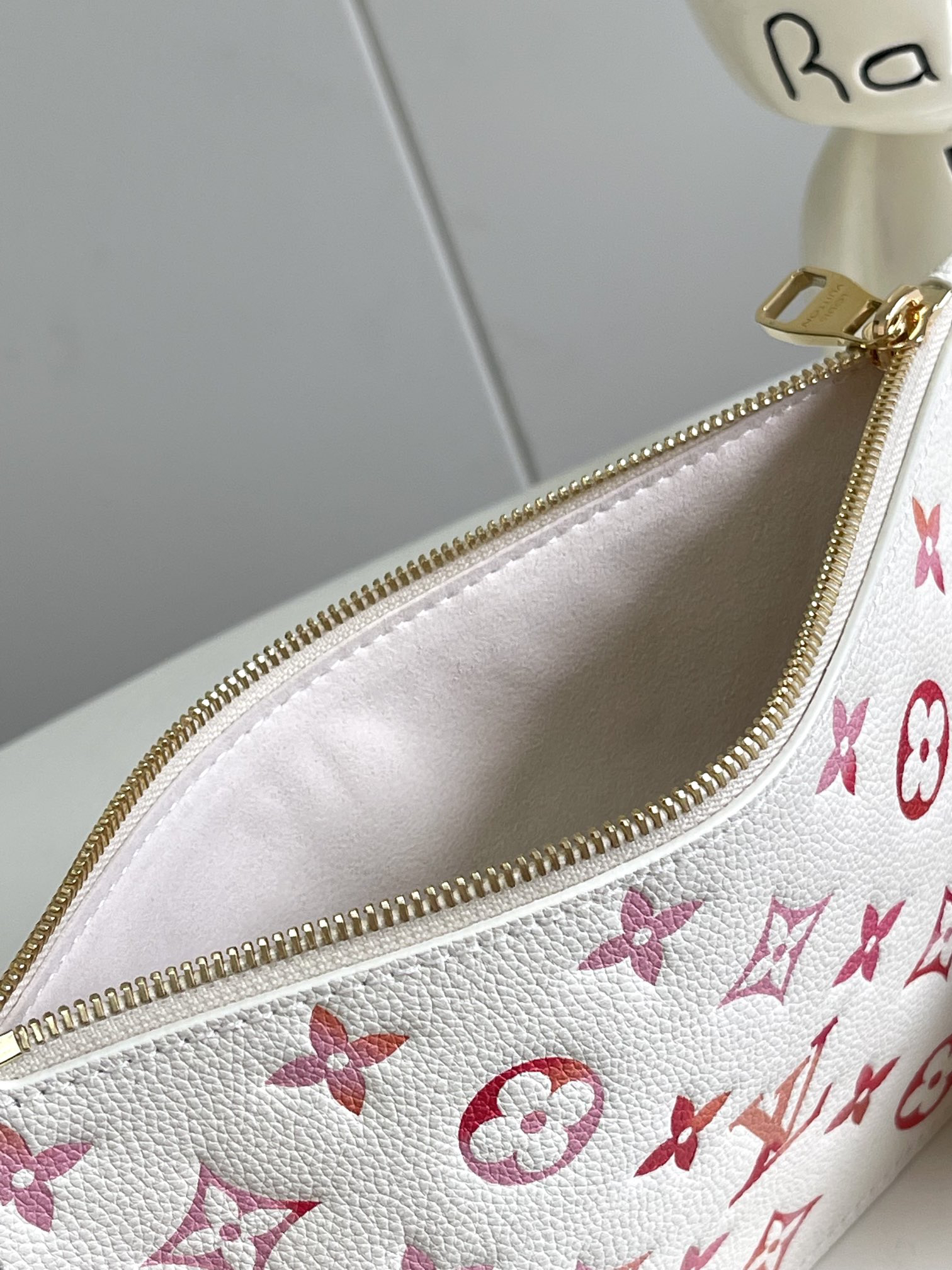 Louis Vuitton Neverfull MM Tote Bag in Monogram Empreinte Sunrise Aquarelle Leather - Image 8