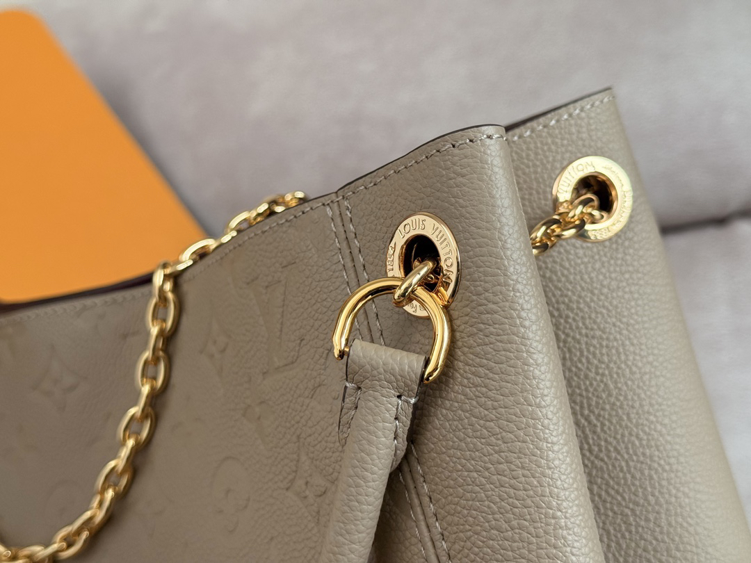 Louis Vuitton Anytime Medium Bag M14658 - Image 8