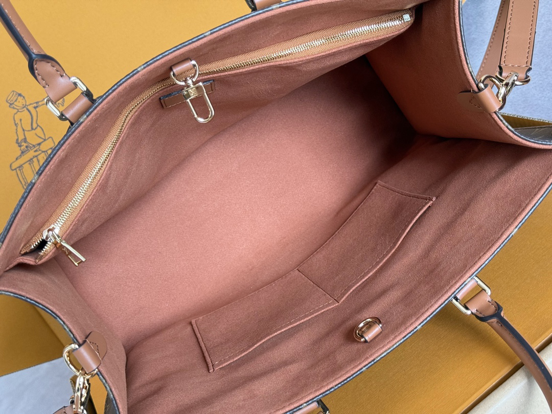 Louis Vuitton OnTheGo Organizer Tote Bag M14235 - Image 8