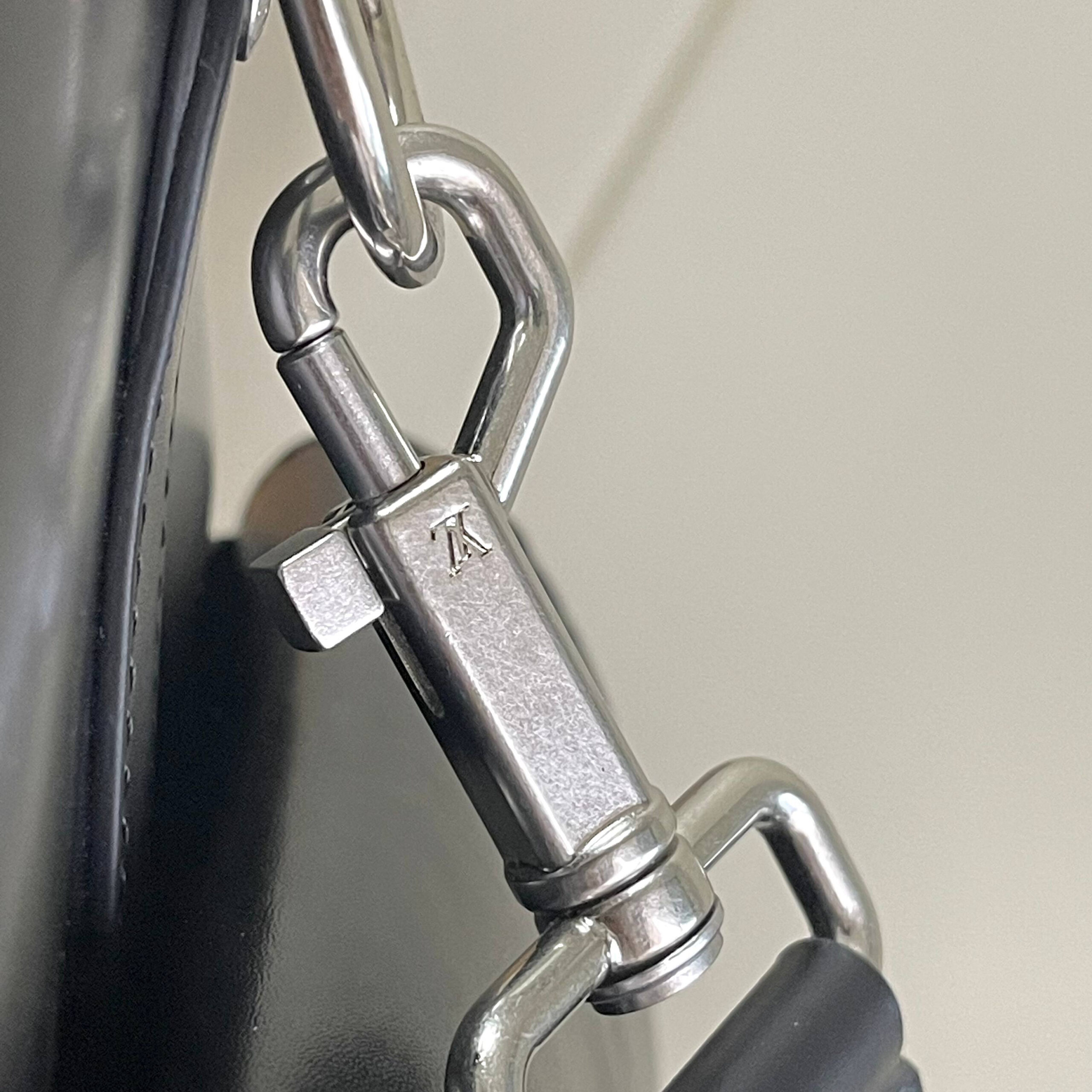 Louis Vuitton Keepall Cargo Bandoulière 50 Travel Bag - Image 8