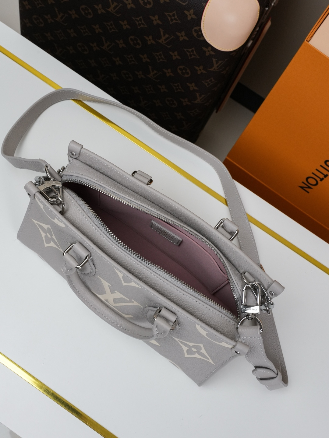 Louis Vuitton OnTheGo East West Bag in Monogram Empreinte Leather - Image 8