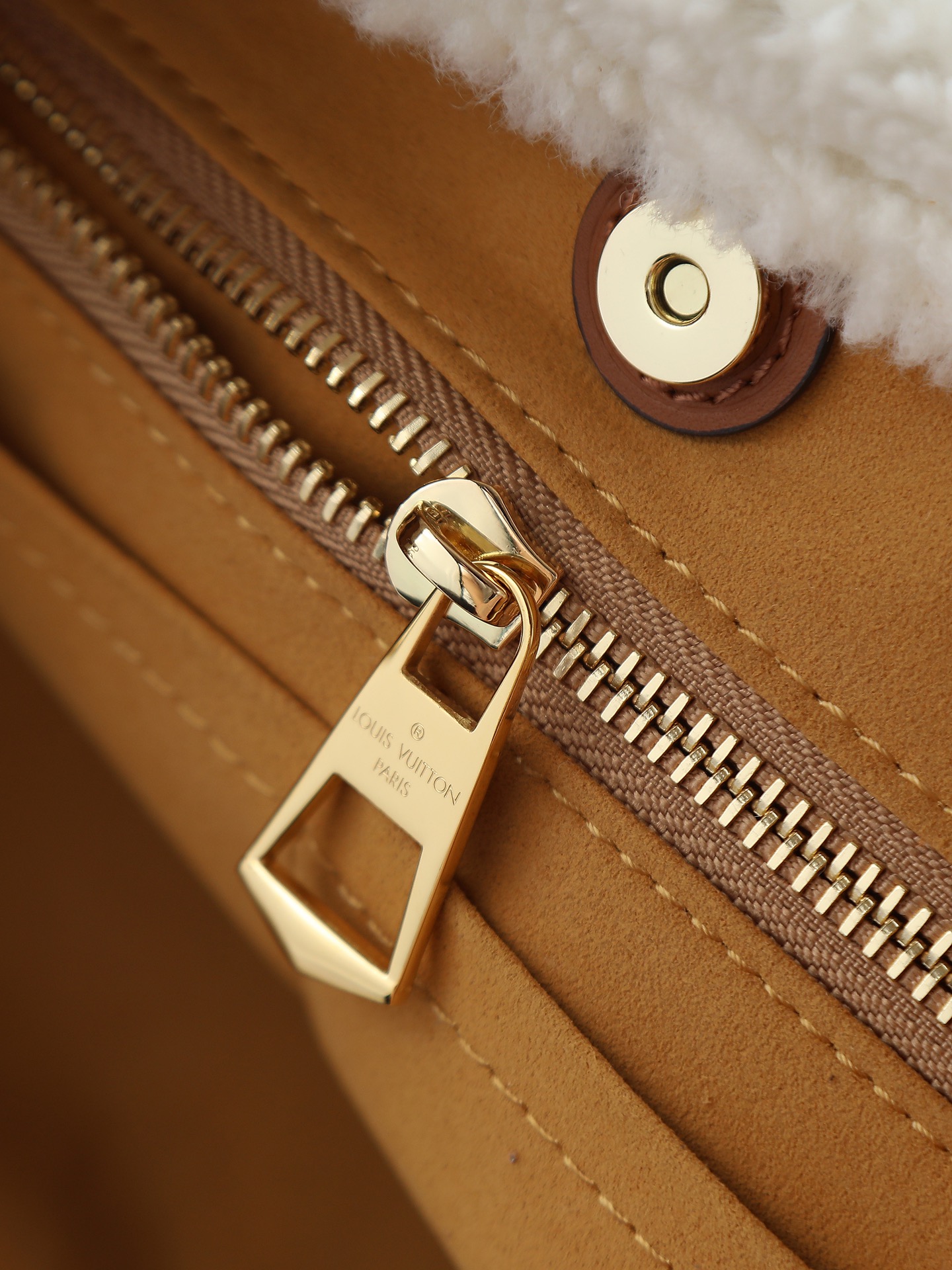 Louis Vuitton CarryAll Small Crossbody Bag from the LV Ski Collection - Image 8