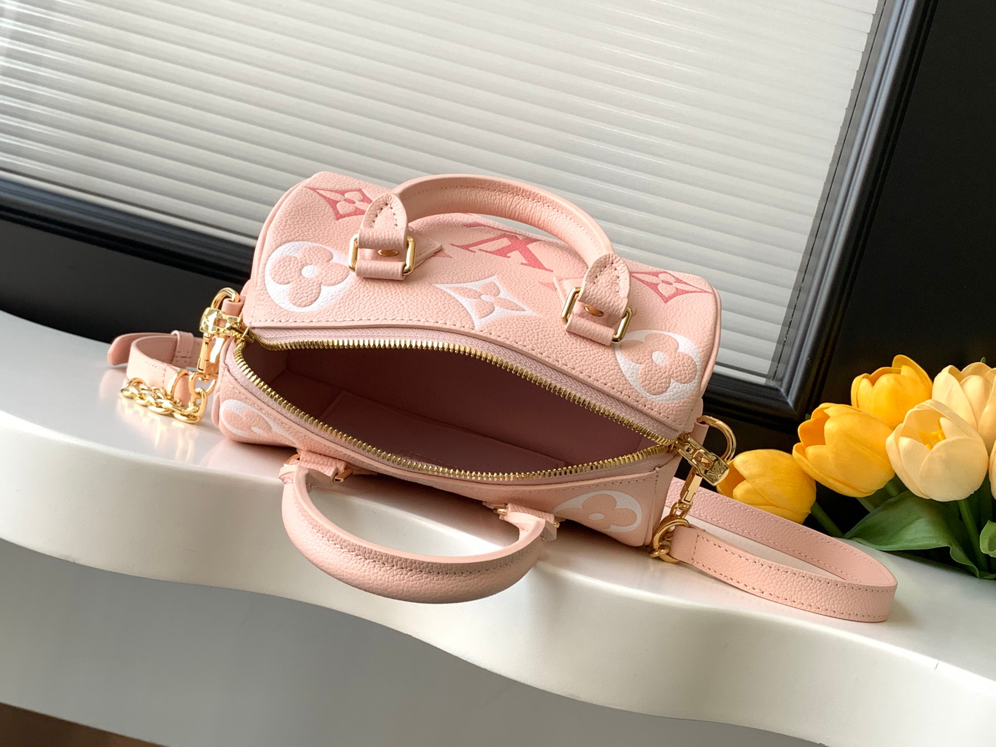 Louis Vuitton Speedy Bandoulière 20 Monogram Empreinte Leather Handbag - Image 8