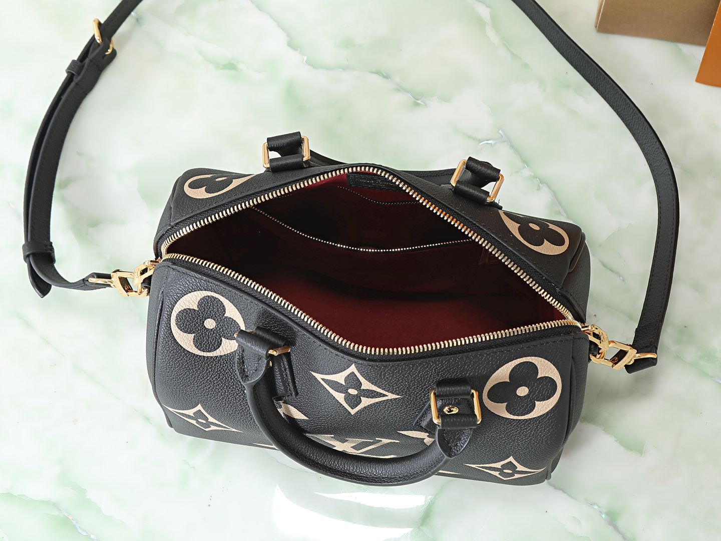 Louis Vuitton Speedy Bandoulière 25 Monogram Empreinte Leather Crossbody Bag - Image 8