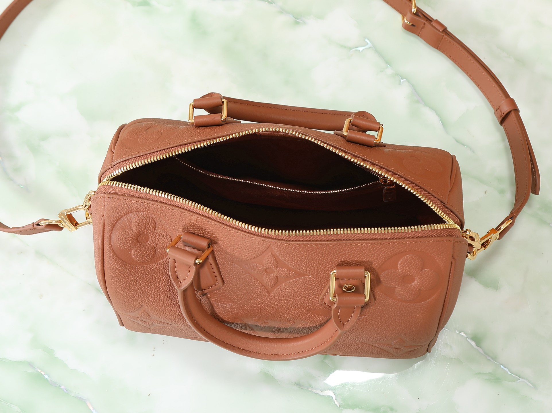 Speedy Bandoulière 25 Leather Crossbody Bag - Image 8
