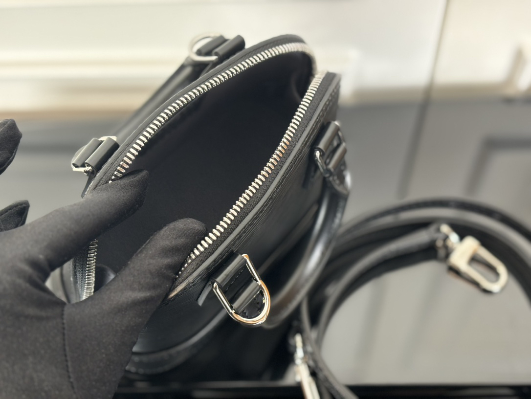 Louis Vuitton Nano Alma Handbag in Black - Image 8
