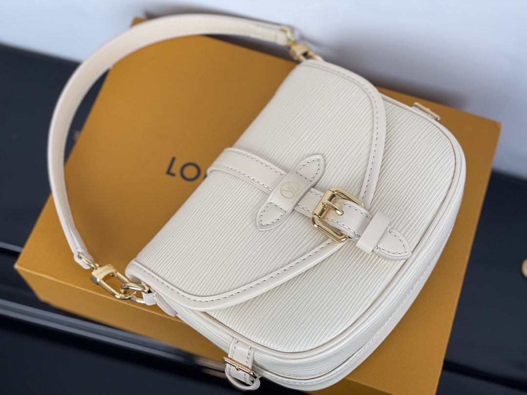 Louis Vuitton Saumur BB Epi Leather Crossbody Bag - Image 8