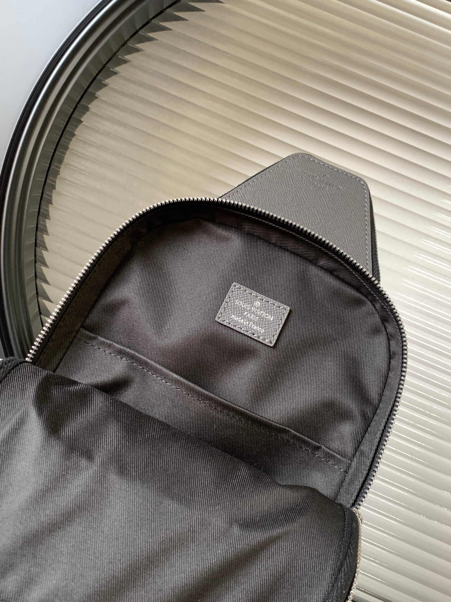 Louis Vuitton Avenue Sling Bag M30859 in Gray - Image 8