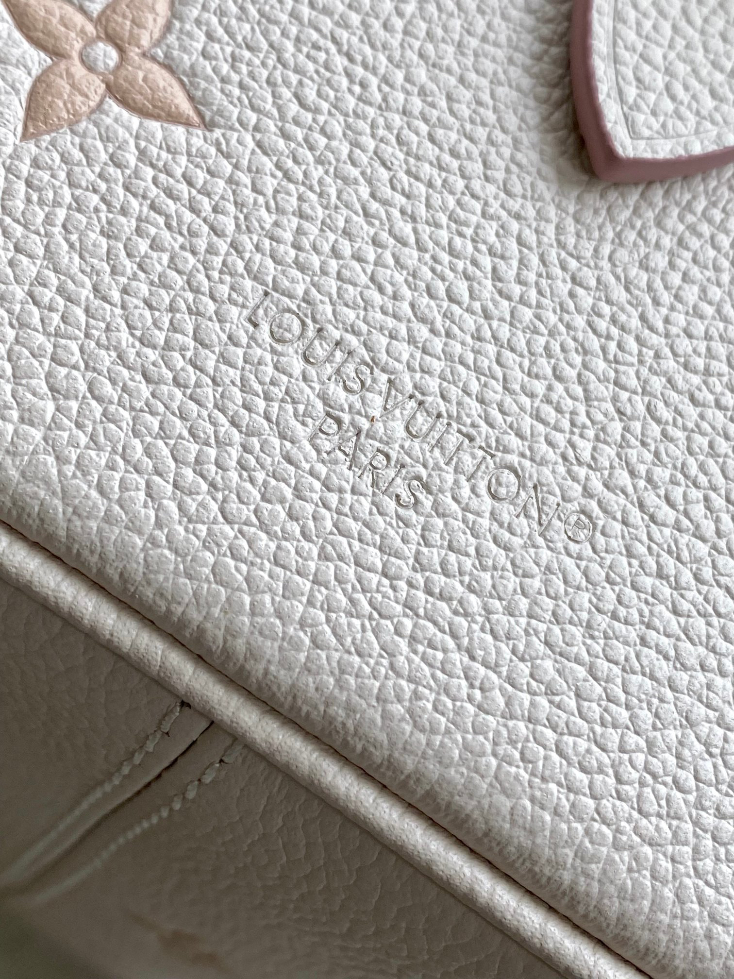 Louis Vuitton Speedy Bandoulière 20 Handbag in Monogram Empreinte Leather - Image 8