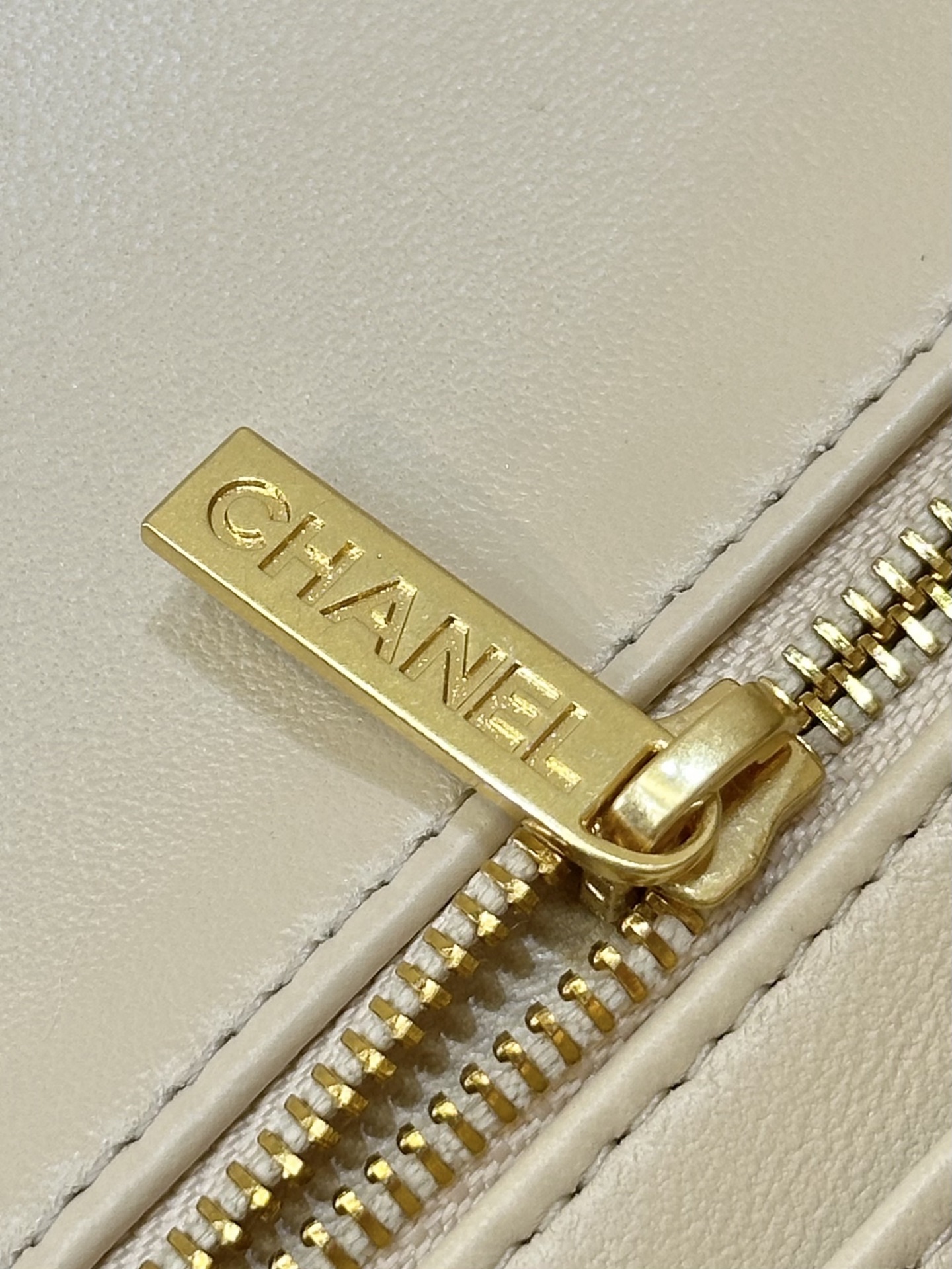 Chanel Quilted Lambskin Crossbody Bag with Gold Ball Chain - Image 8