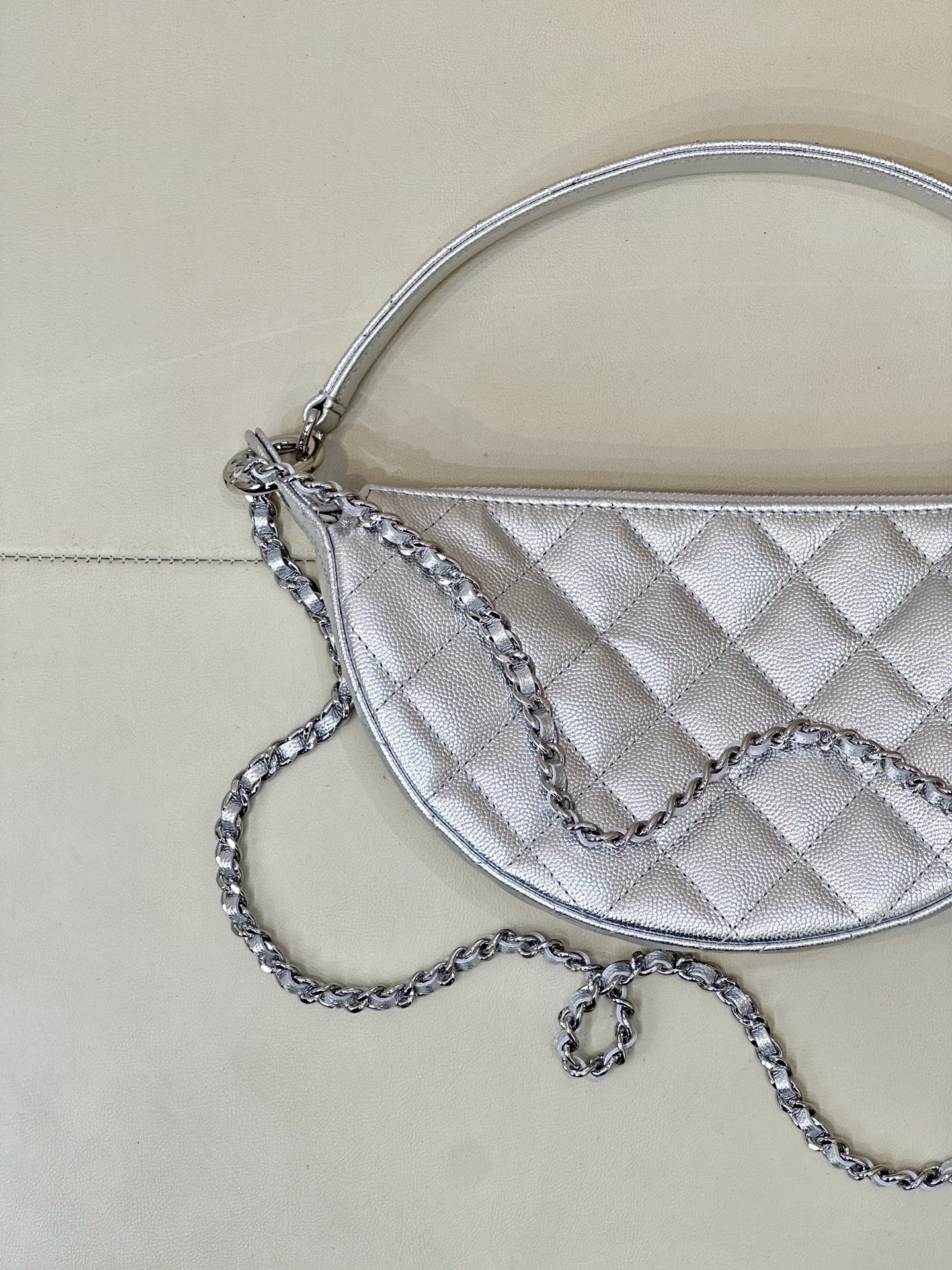 Chanel 26S Half-Moon Bag - Image 8