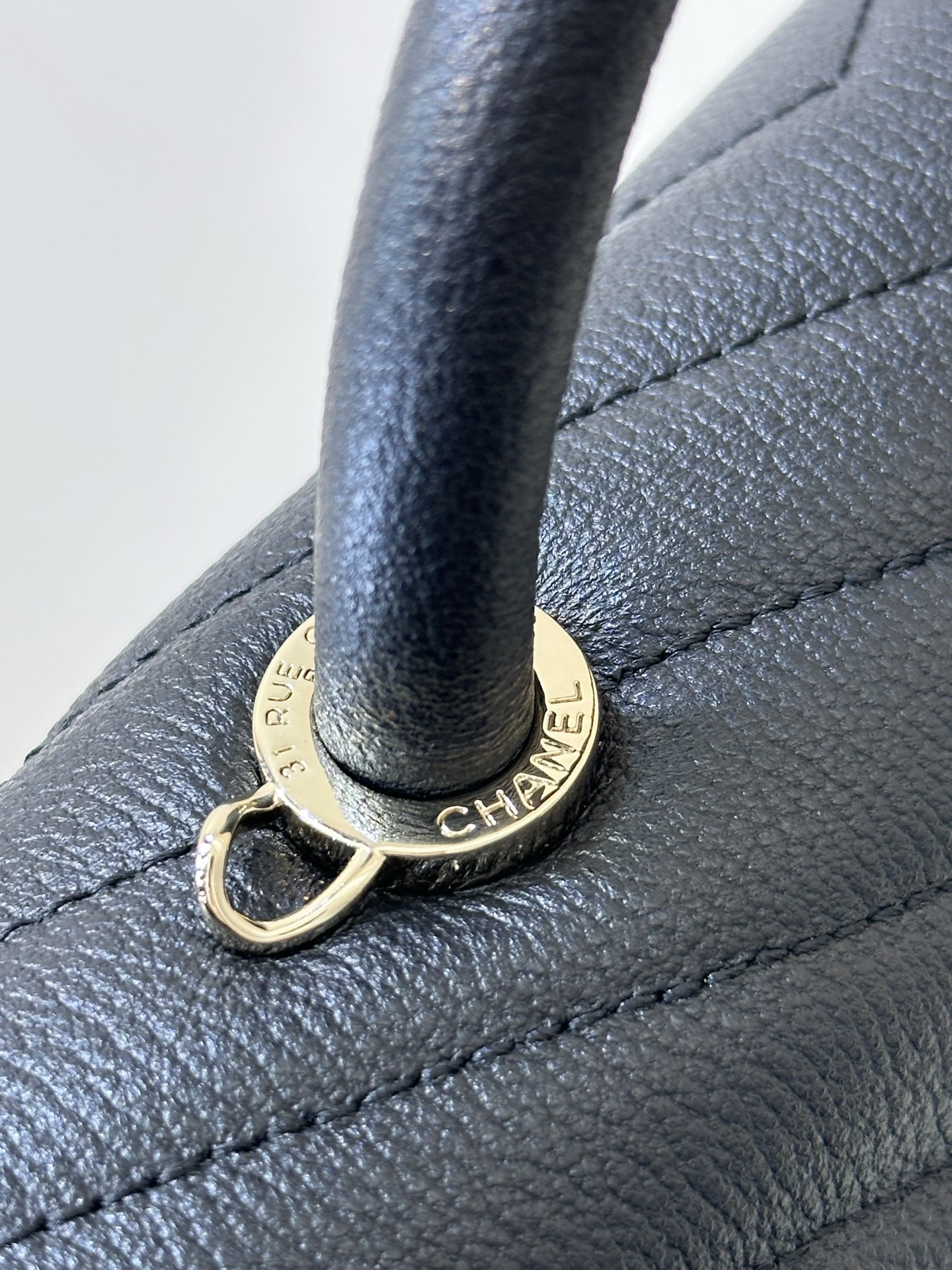 Chanel Coco Handle Extended Handbag - Image 8