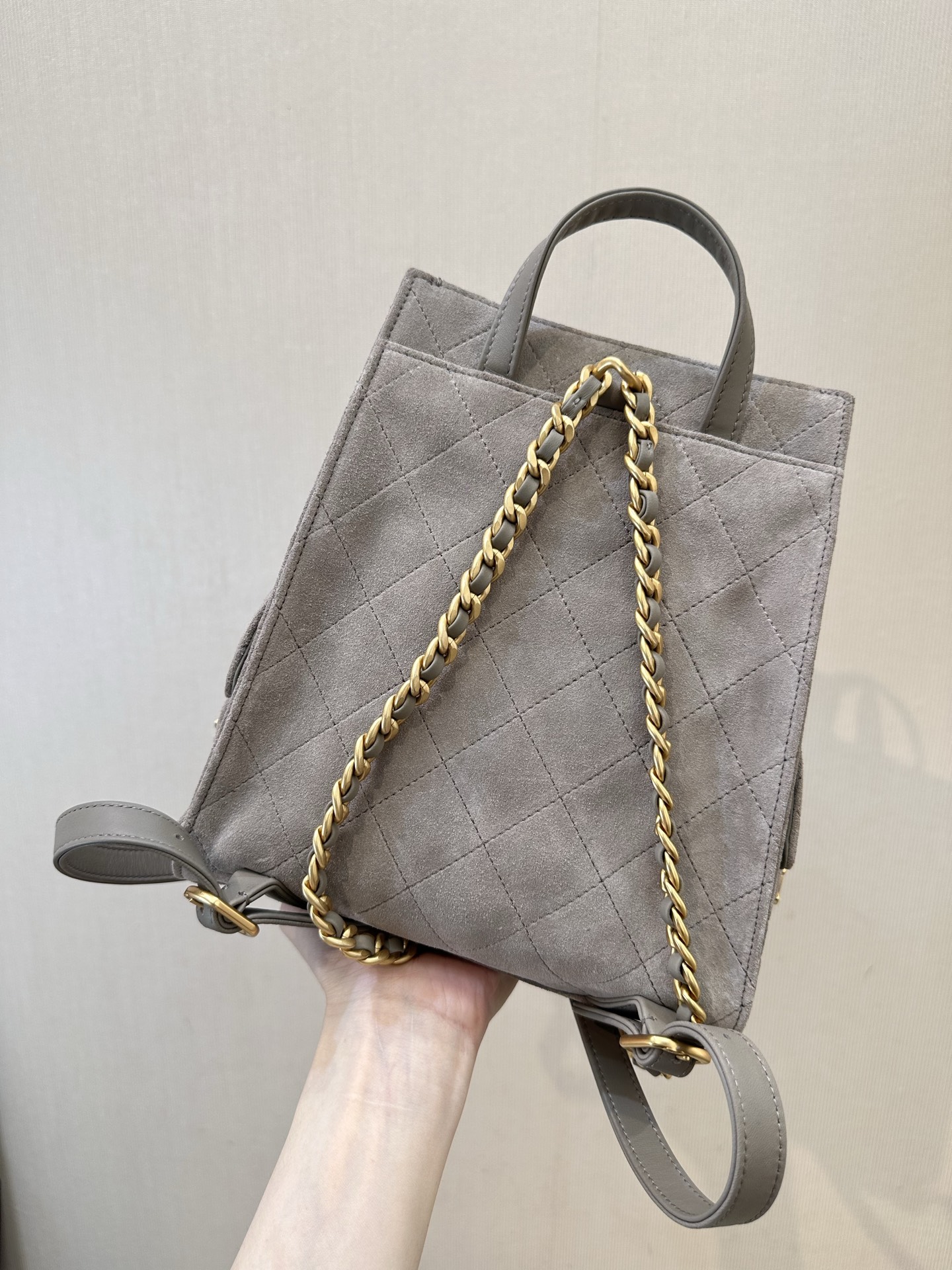 Chanel 25B Shoulder Bag - Image 8