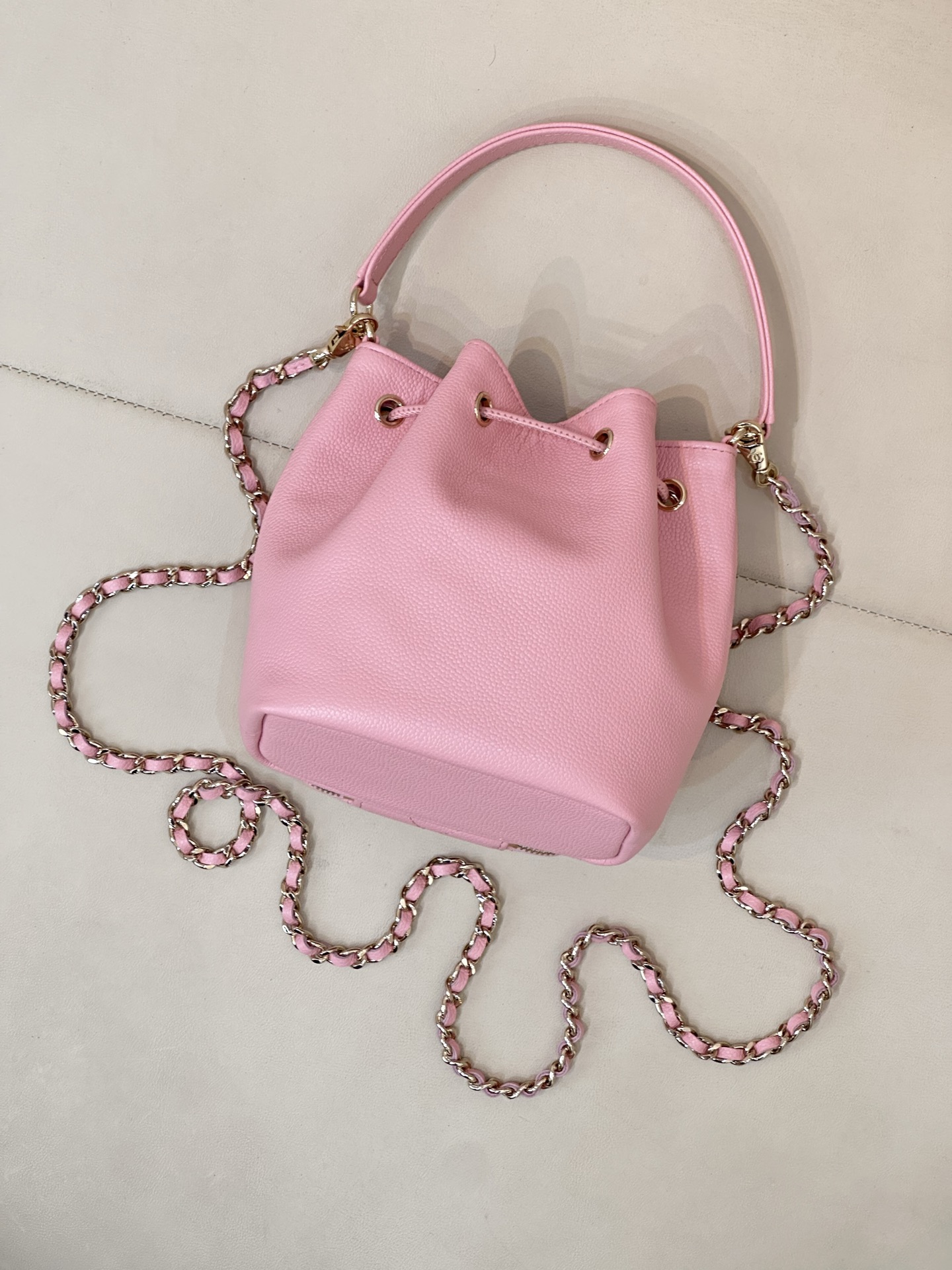 Chanel 25B Mini Chain Drawstring Bucket Bag - Image 8