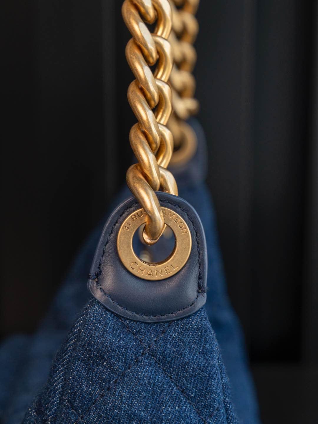 Chanel 25C Denim Hobo Shoulder Bag - Image 8