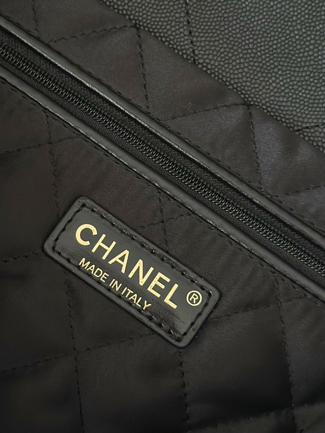 Chanel Drawstring Shoulder Bag in Oil-Waxed Calfskin - Image 8